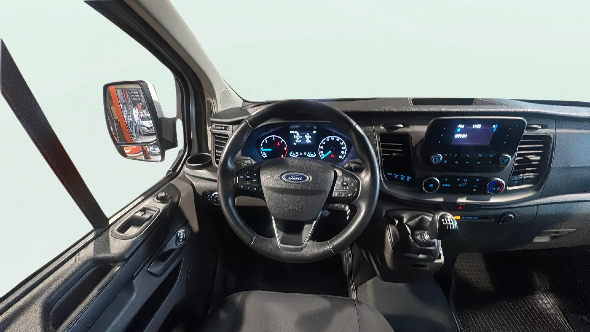 Ford Tourneo Custom 2.0 EcoBlue L2 Trend - foto 34