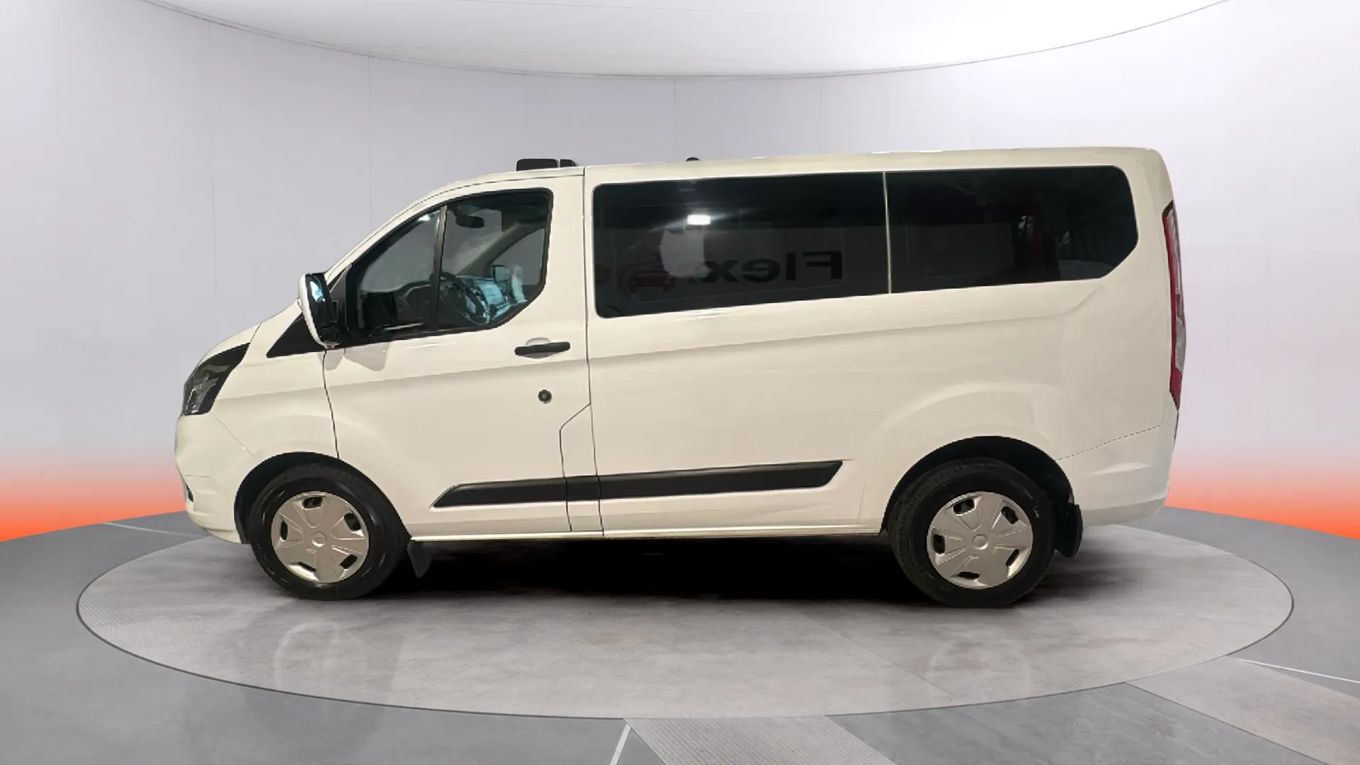 Ford Tourneo Custom 2.0 EcoBlue L2 Trend - foto 31