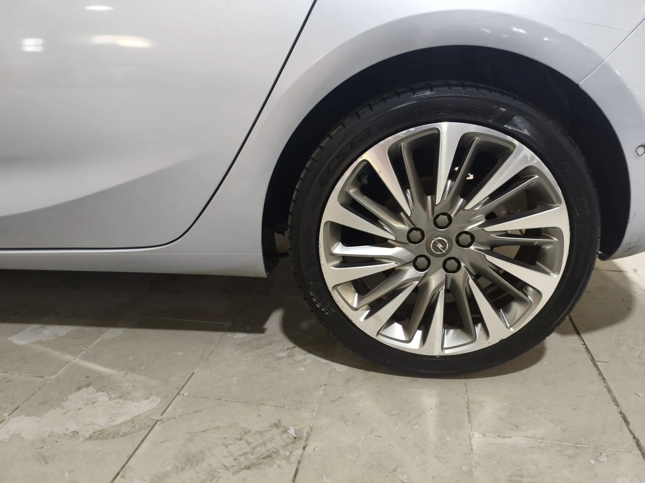 Opel Astra 1.5D DVH Elegance - foto 18