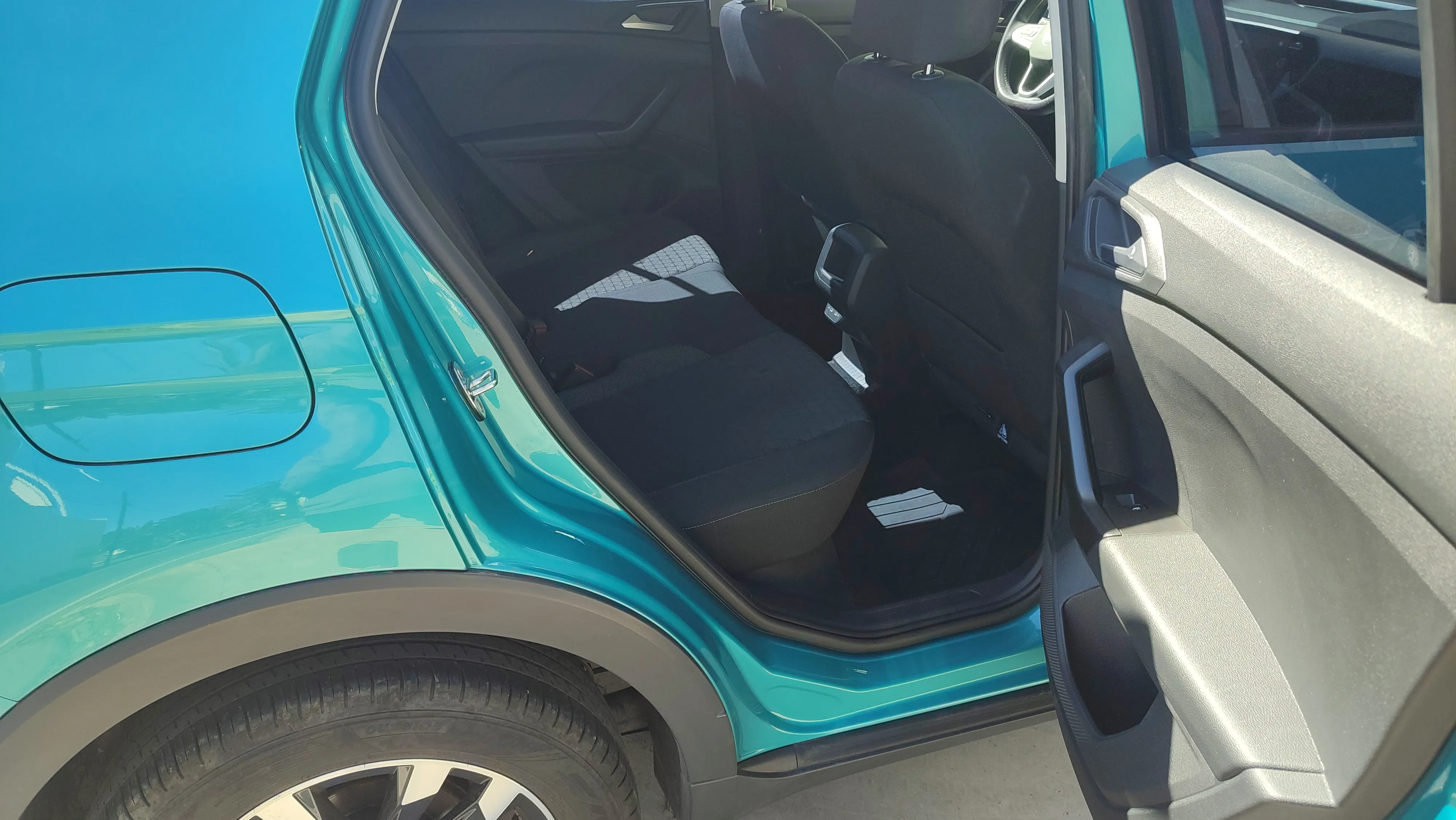 Volkswagen T-Cross Advance 1.0 TSI DSG - foto 11