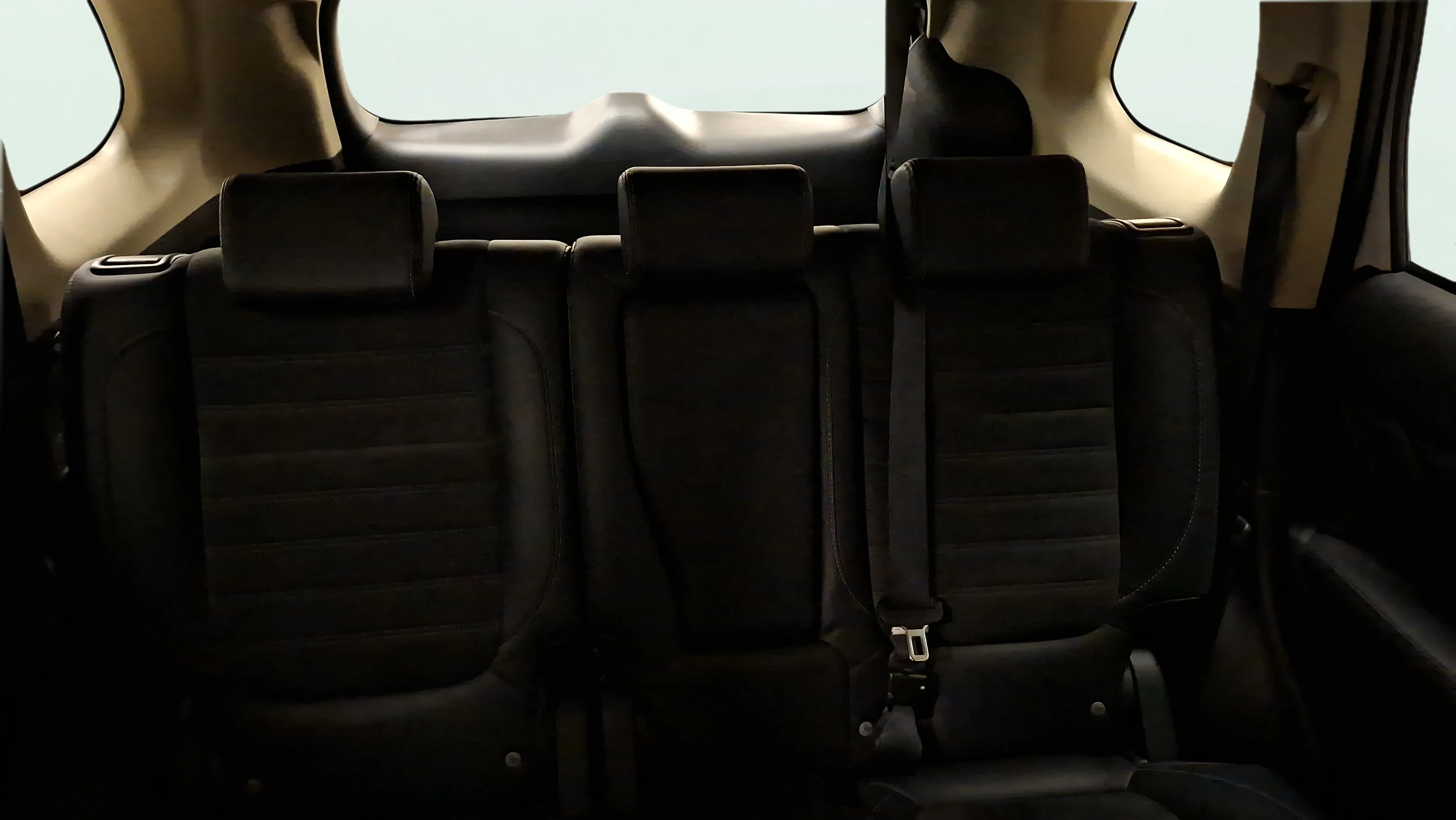 Mitsubishi Outlander 2.0 PHEV Kaiteki 4WD - foto 13