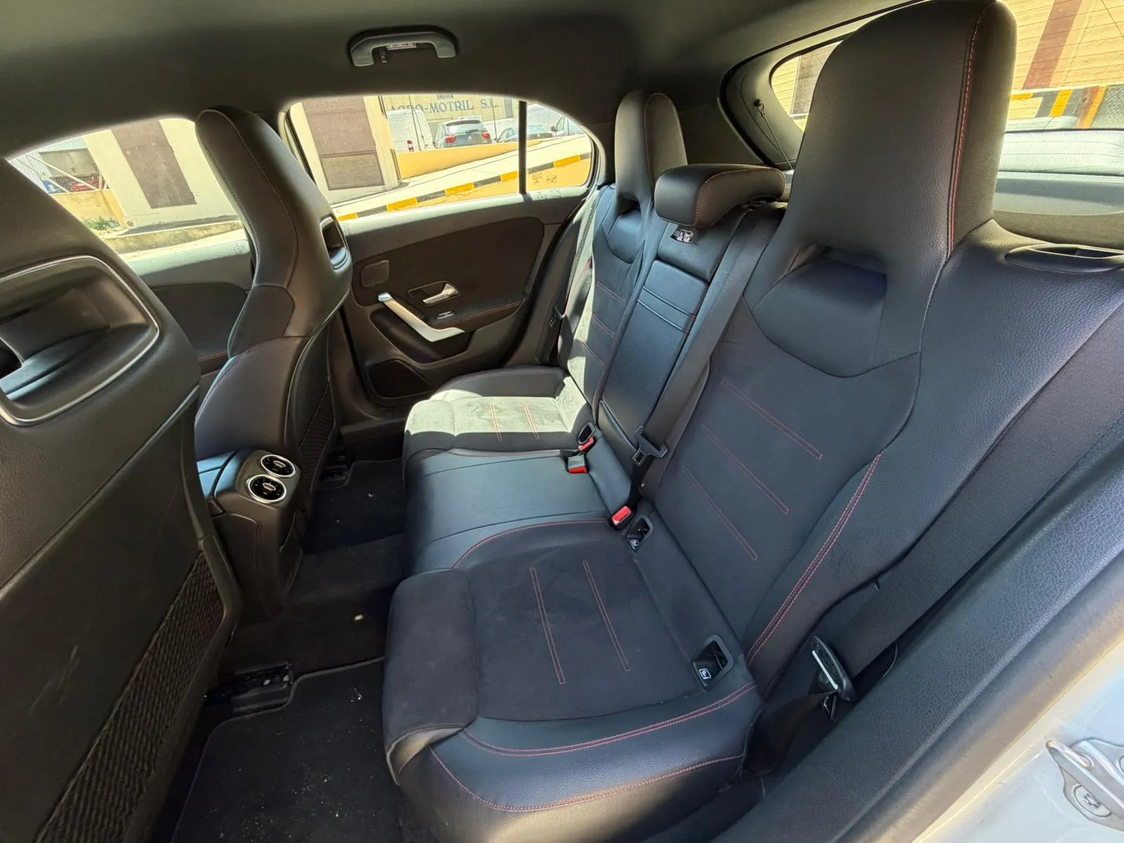 Mercedes-Benz Clase A A 200 d - foto 9