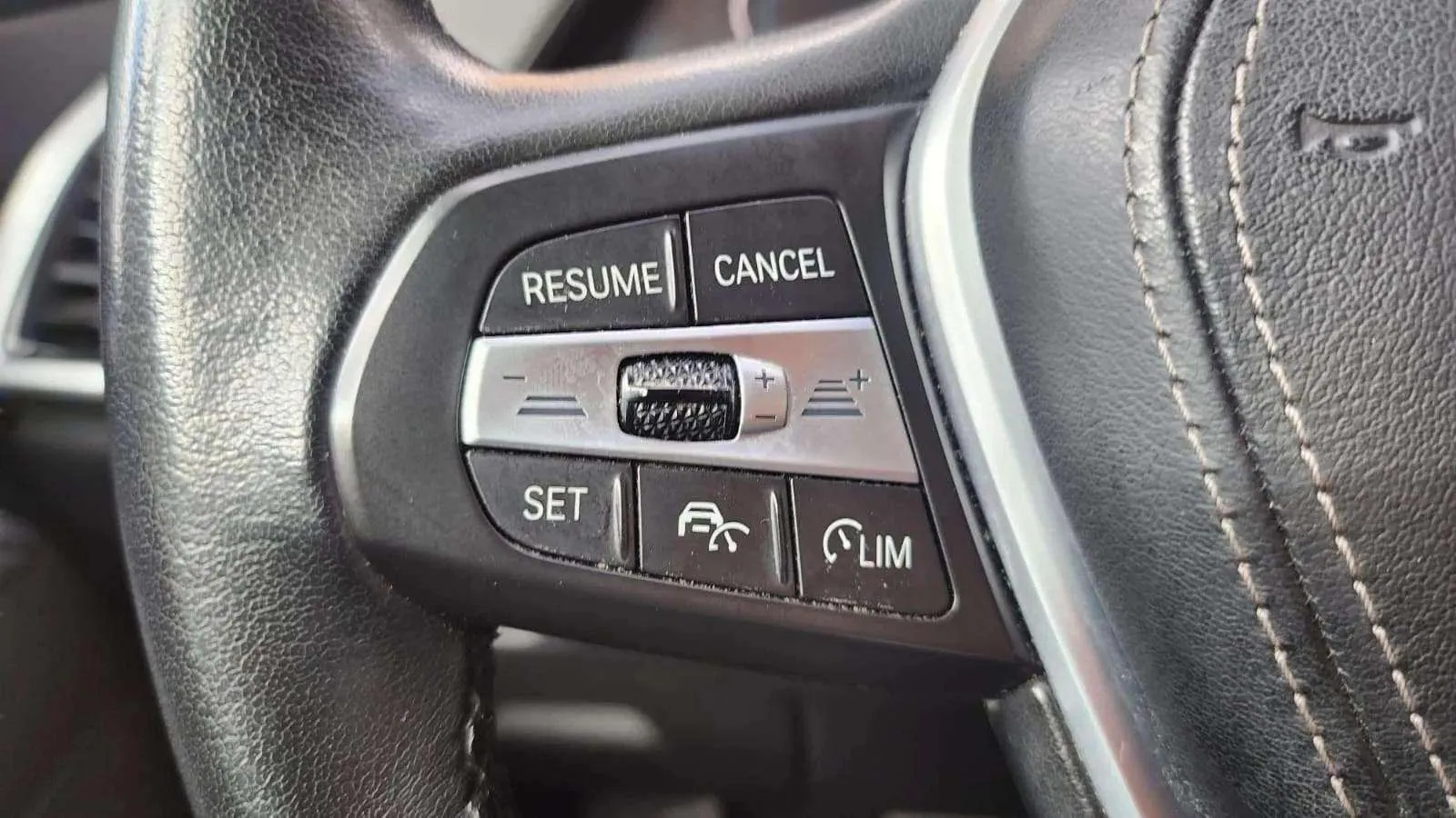 BMW X5 xDrive45e - foto 11