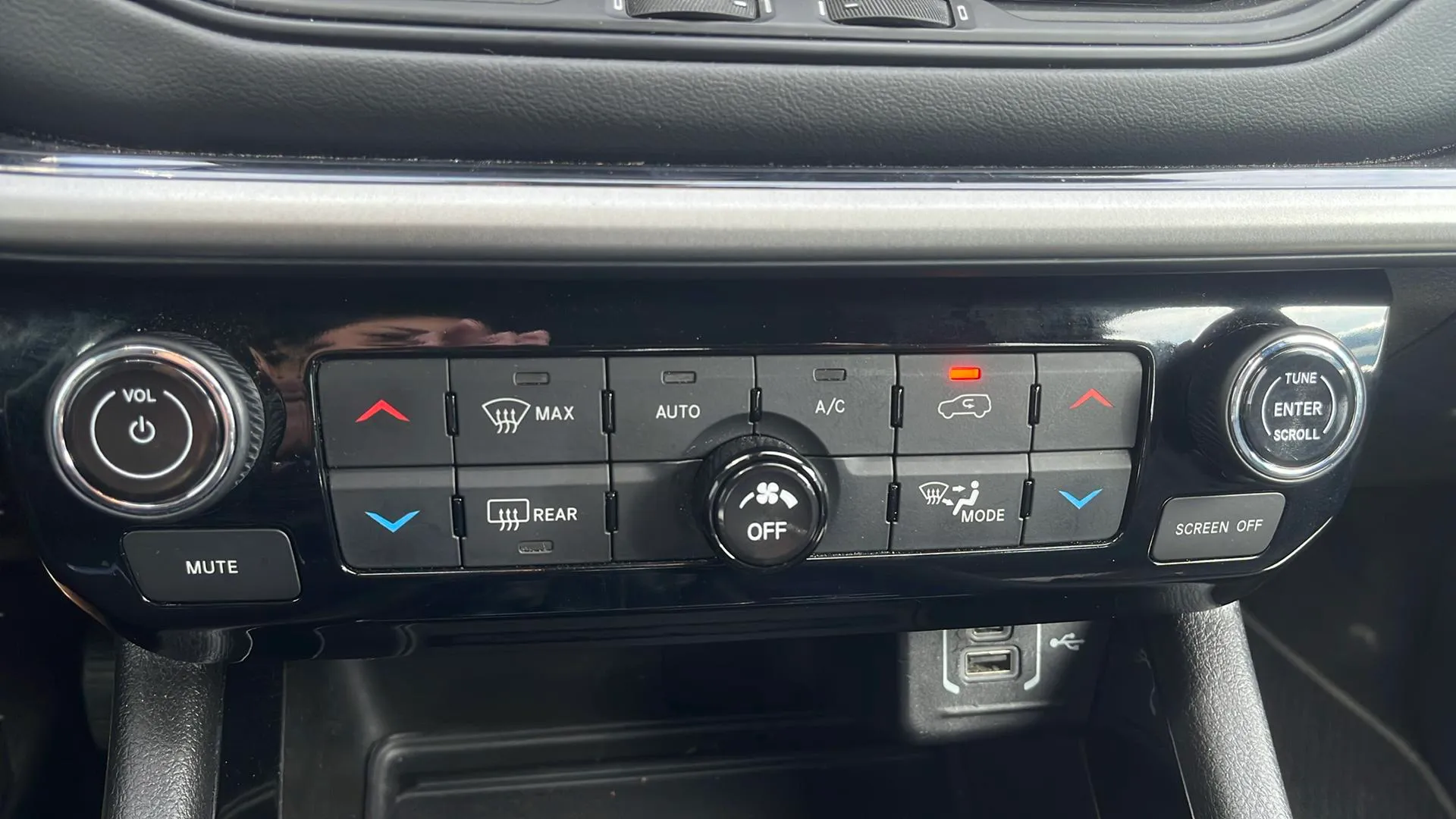 Jeep Compass 1.6 Mjet Longitude 4x2 - foto 22