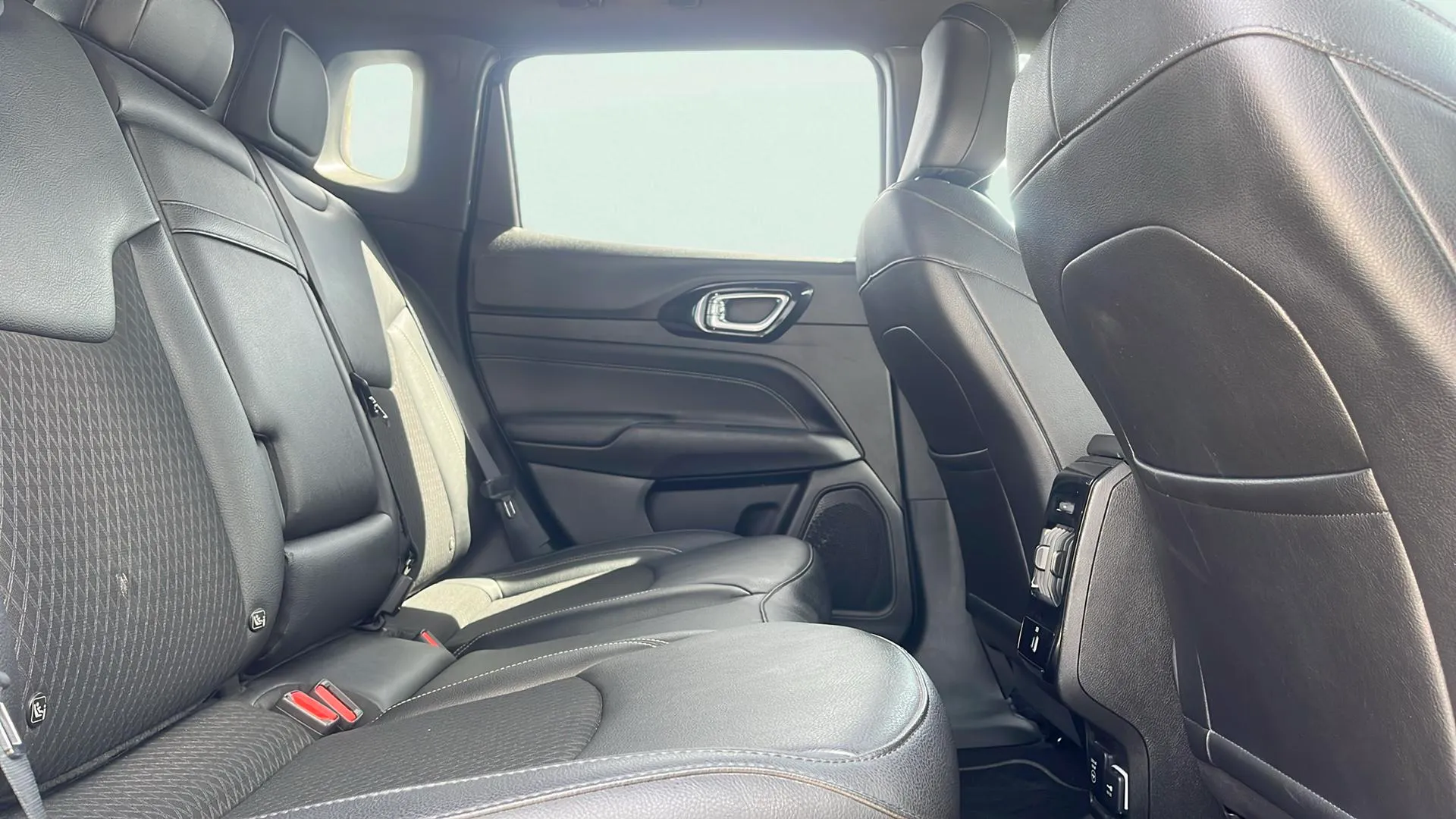 Jeep Compass 1.6 Mjet Longitude 4x2 - foto 15