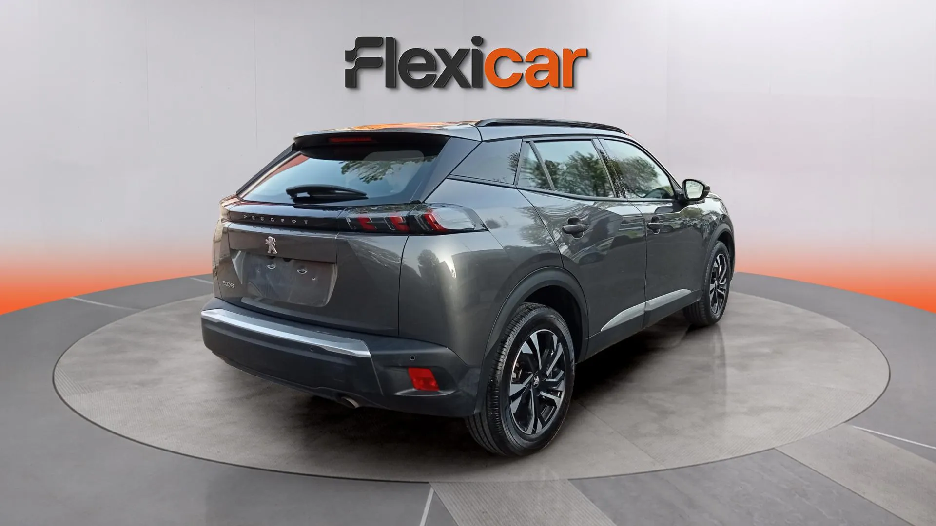 Peugeot 2008 Allure PureTech 100 BVM6 - foto 4