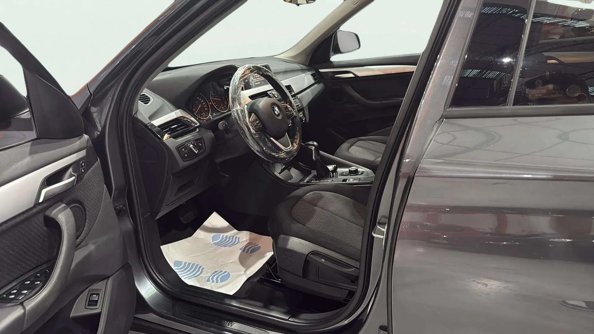 BMW X1 sDrive18d - foto 11
