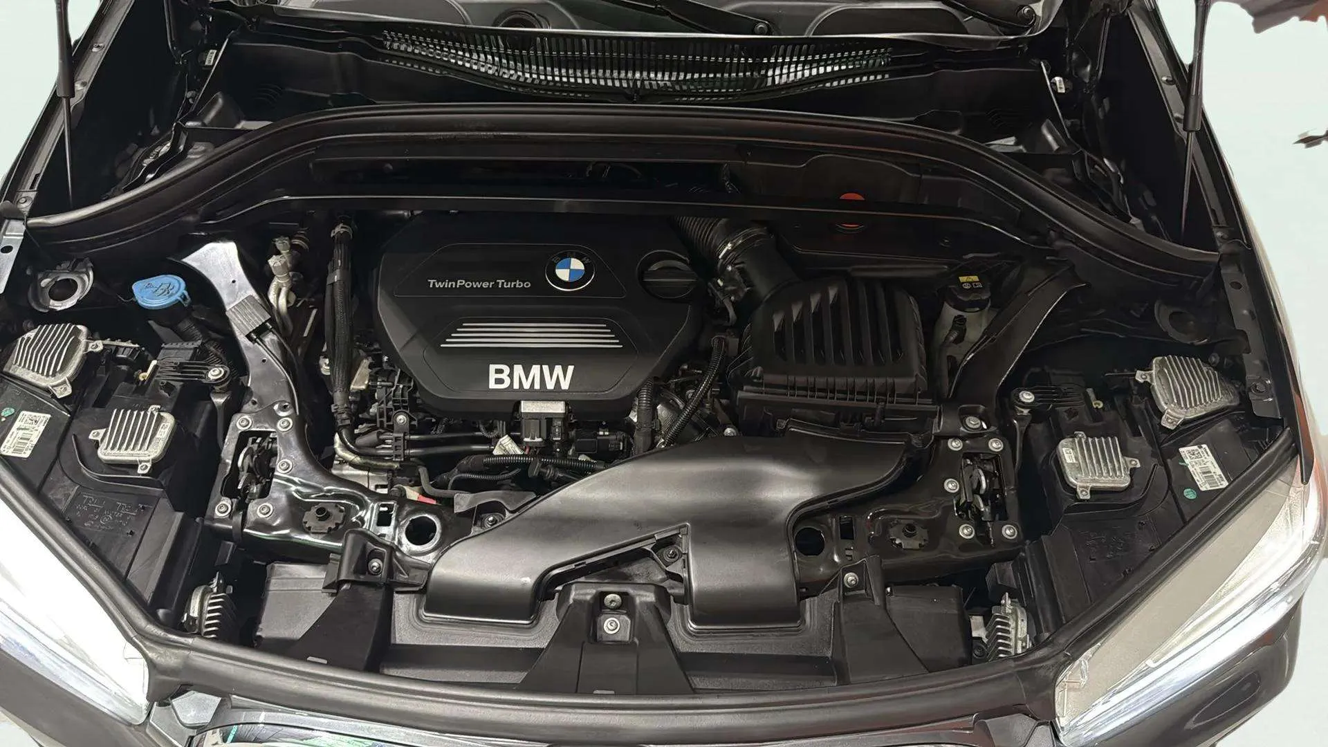 BMW X1 sDrive18d - foto 18