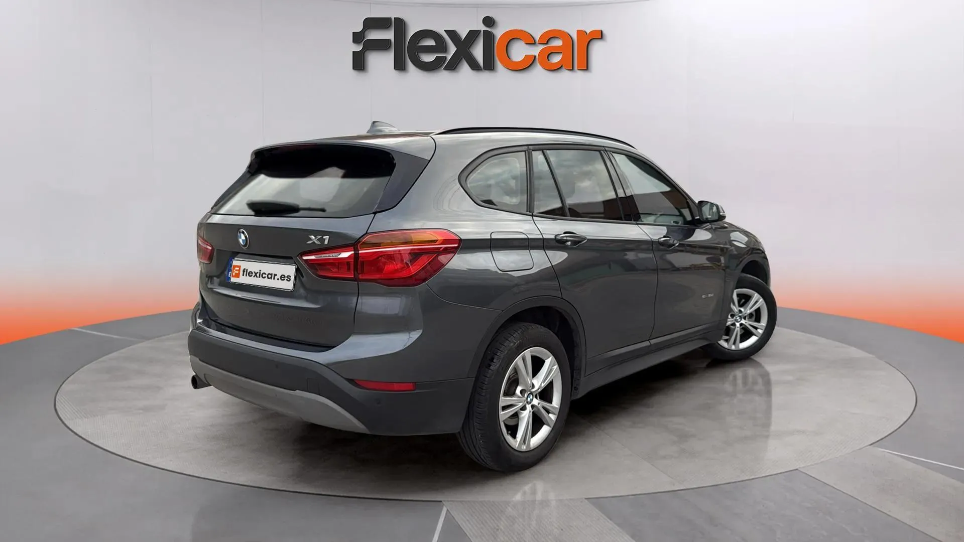 BMW X1 sDrive18d - foto 6