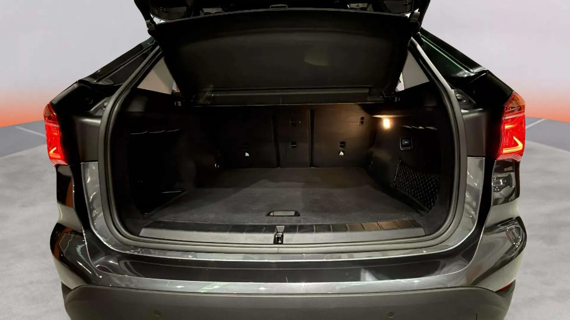 BMW X1 sDrive18d - foto 9