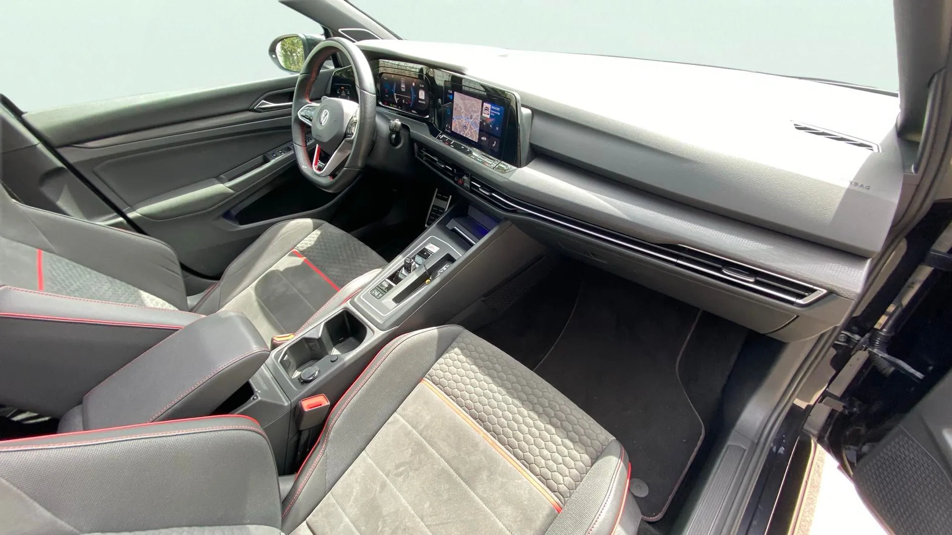 Volkswagen Golf GTI Clubsport 2.0 TSI DSG - foto 24