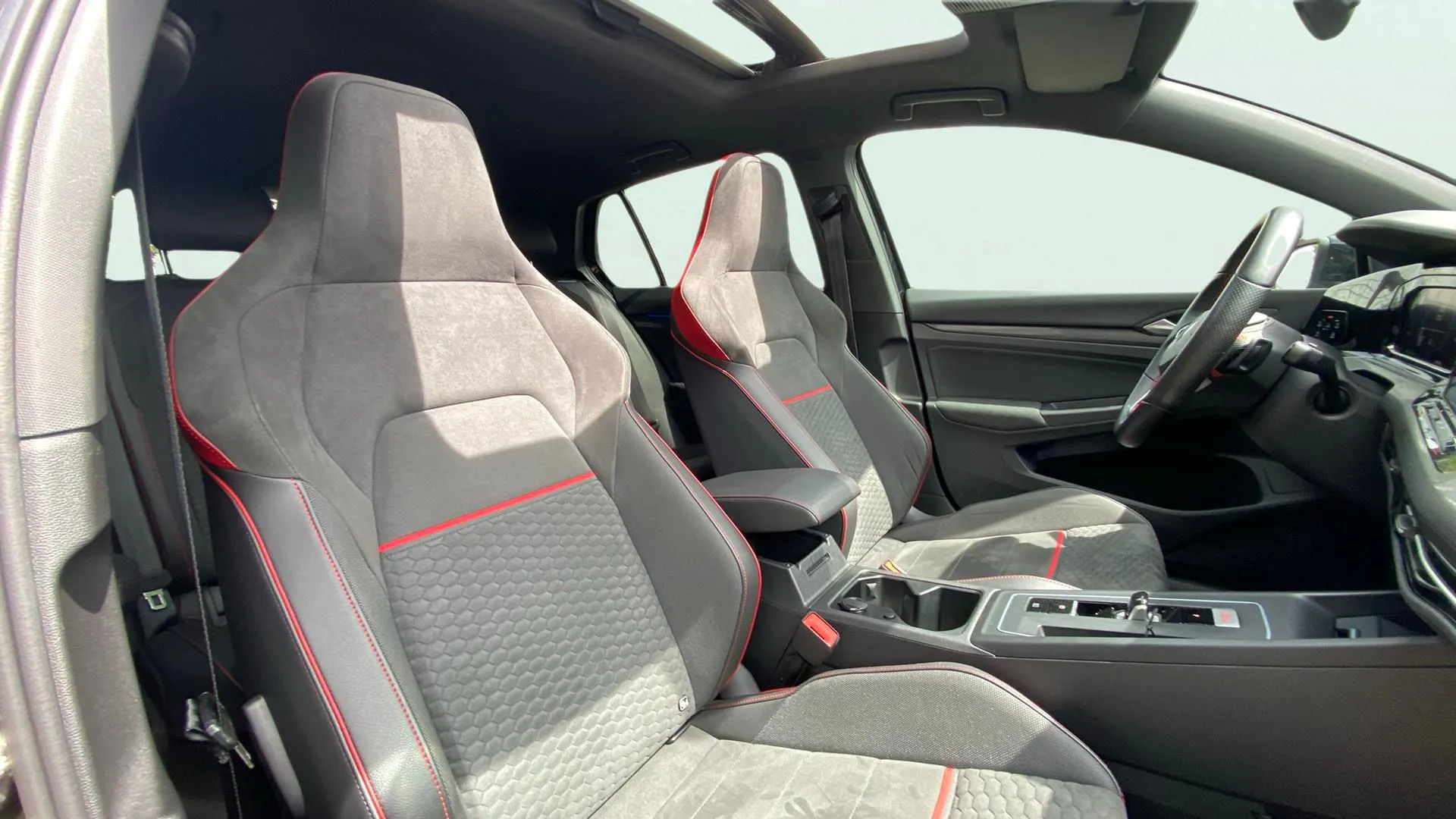 Volkswagen Golf GTI Clubsport 2.0 TSI DSG - foto 22