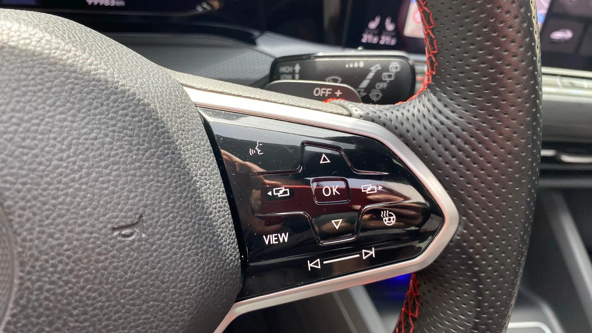 Volkswagen Golf GTI Clubsport 2.0 TSI DSG - foto 13
