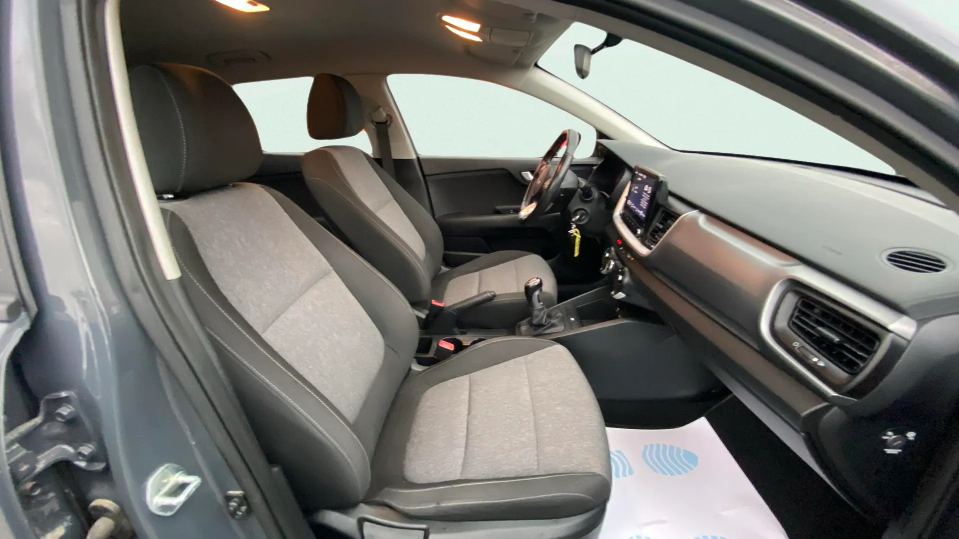 Kia Stonic 1.0 T-GDi MHEV iMT Concept - foto 11