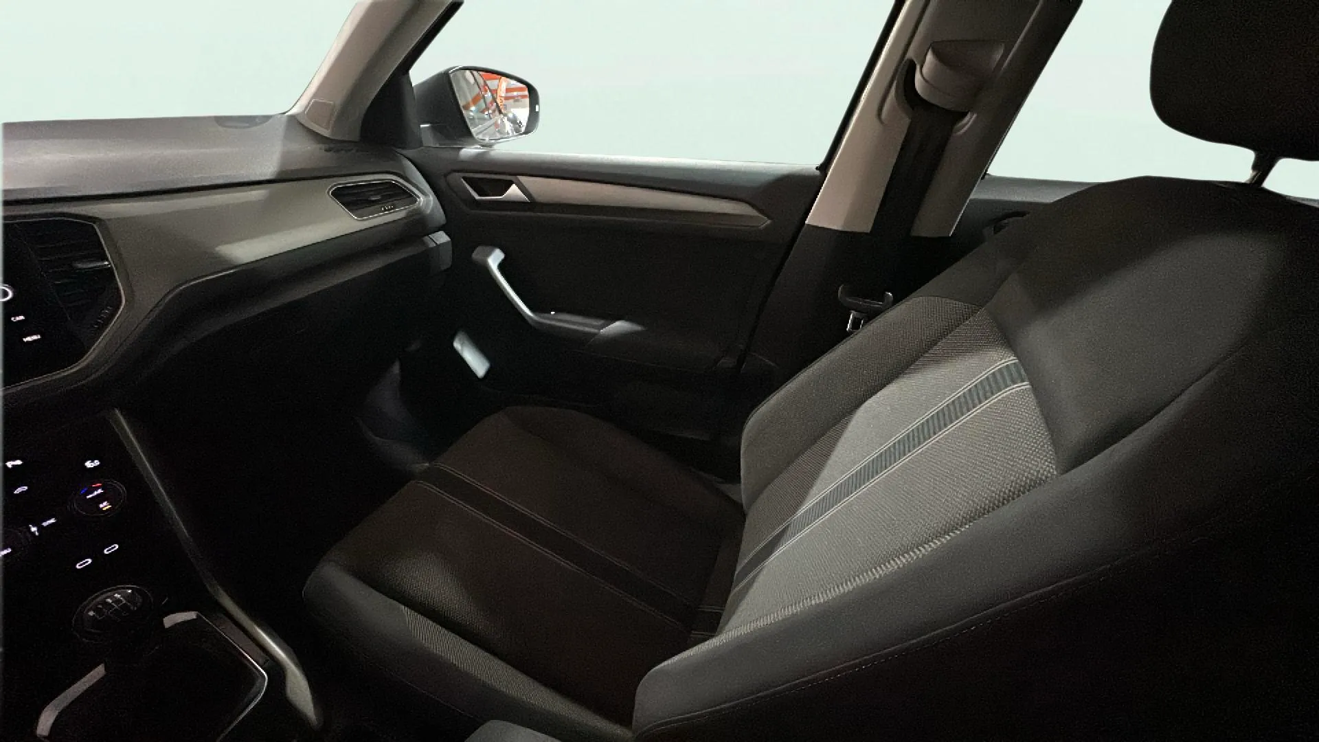 Volkswagen T-Roc Advance 1.0 TSI - foto 11
