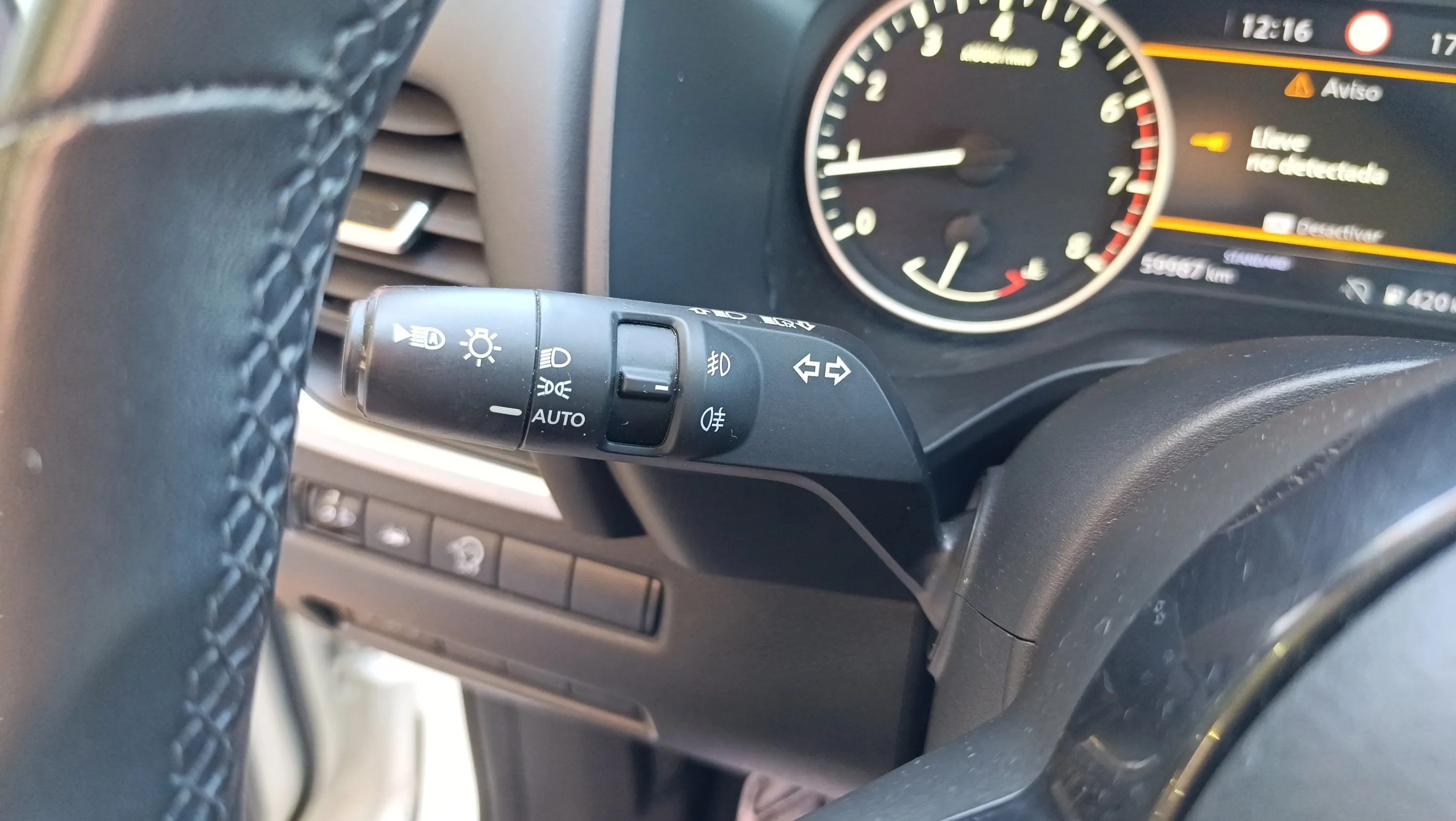Nissan Qashqai DIG-T mHEV 4x2 Acenta - foto 12