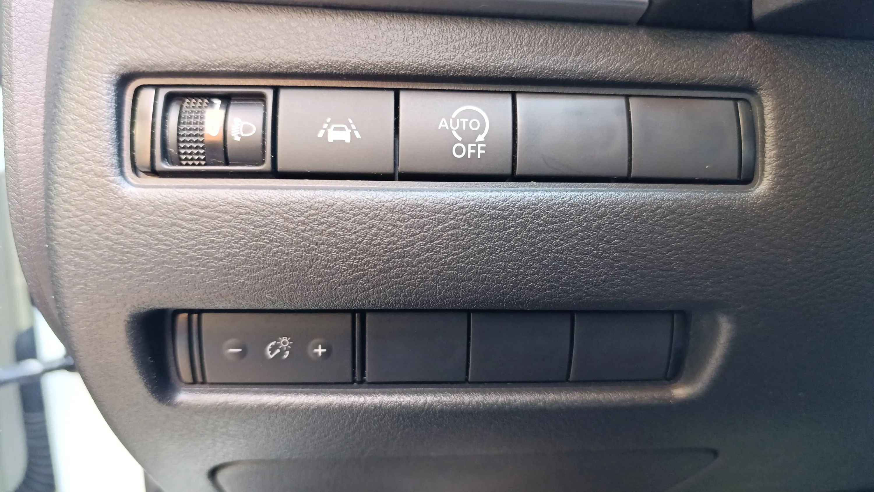 Nissan Qashqai DIG-T mHEV 4x2 Acenta - foto 28