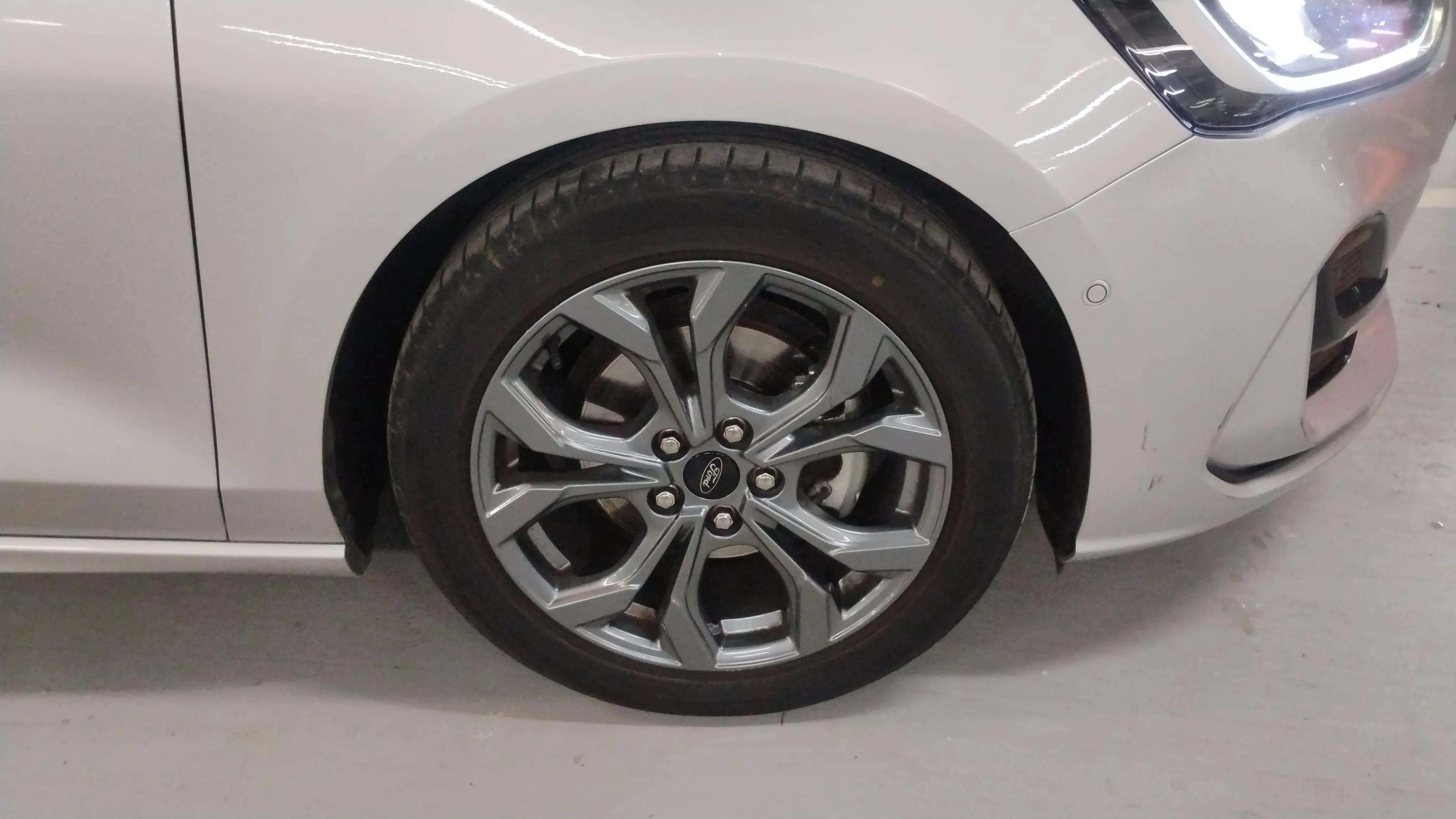 Ford Focus 1.0 EcoBoost MHEV ST-Line - foto 30