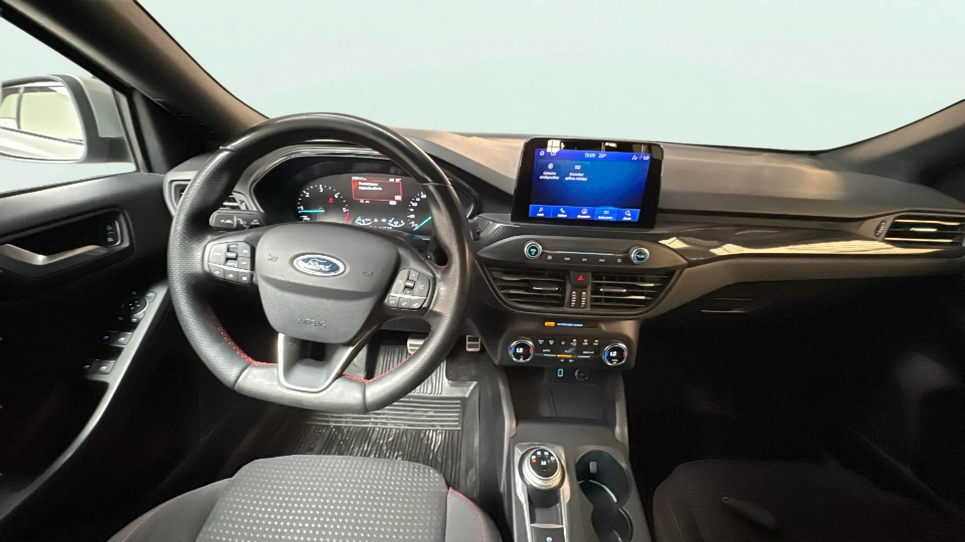 Ford Focus 1.5 EcoBlue ST-Line SportBr - foto 24
