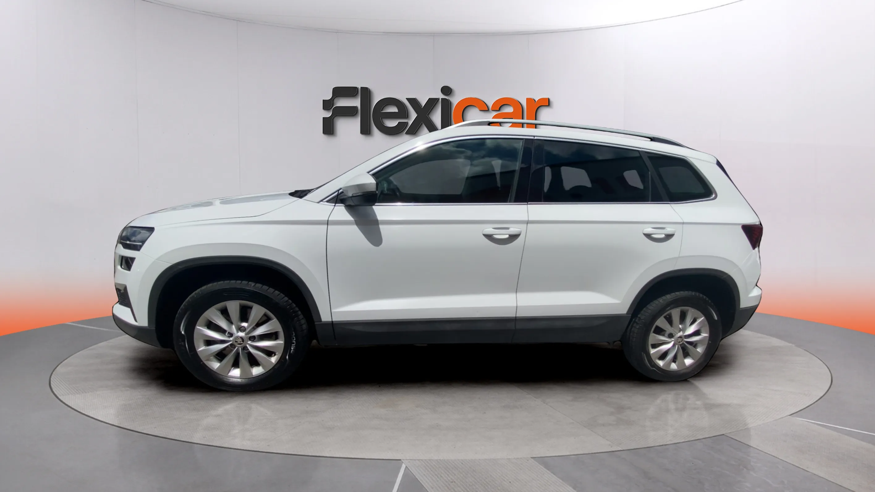 Škoda Karoq 2.0 TDI Ambition - foto 9