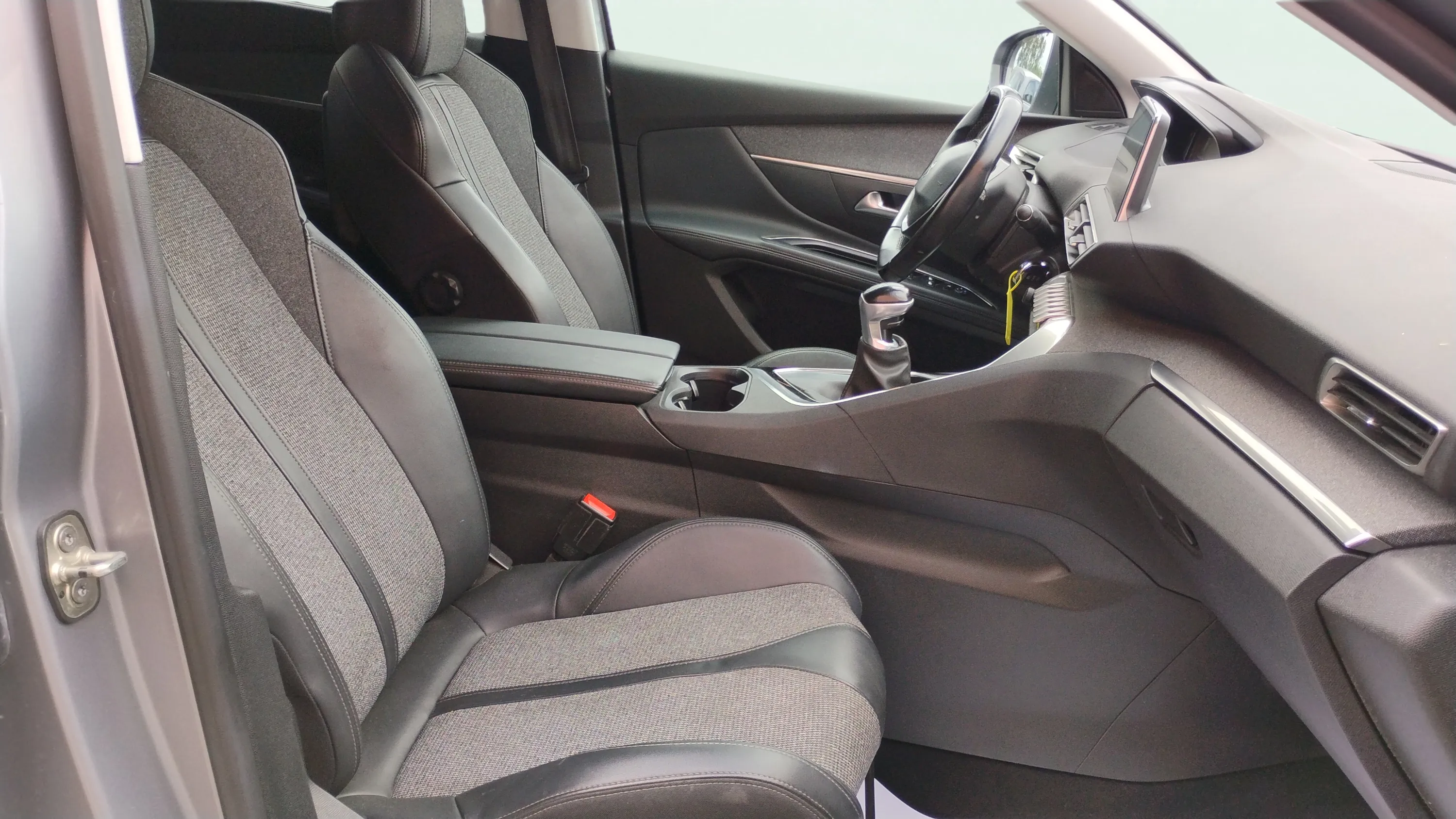 Peugeot 5008 Active 1.2L PureTech - foto 12