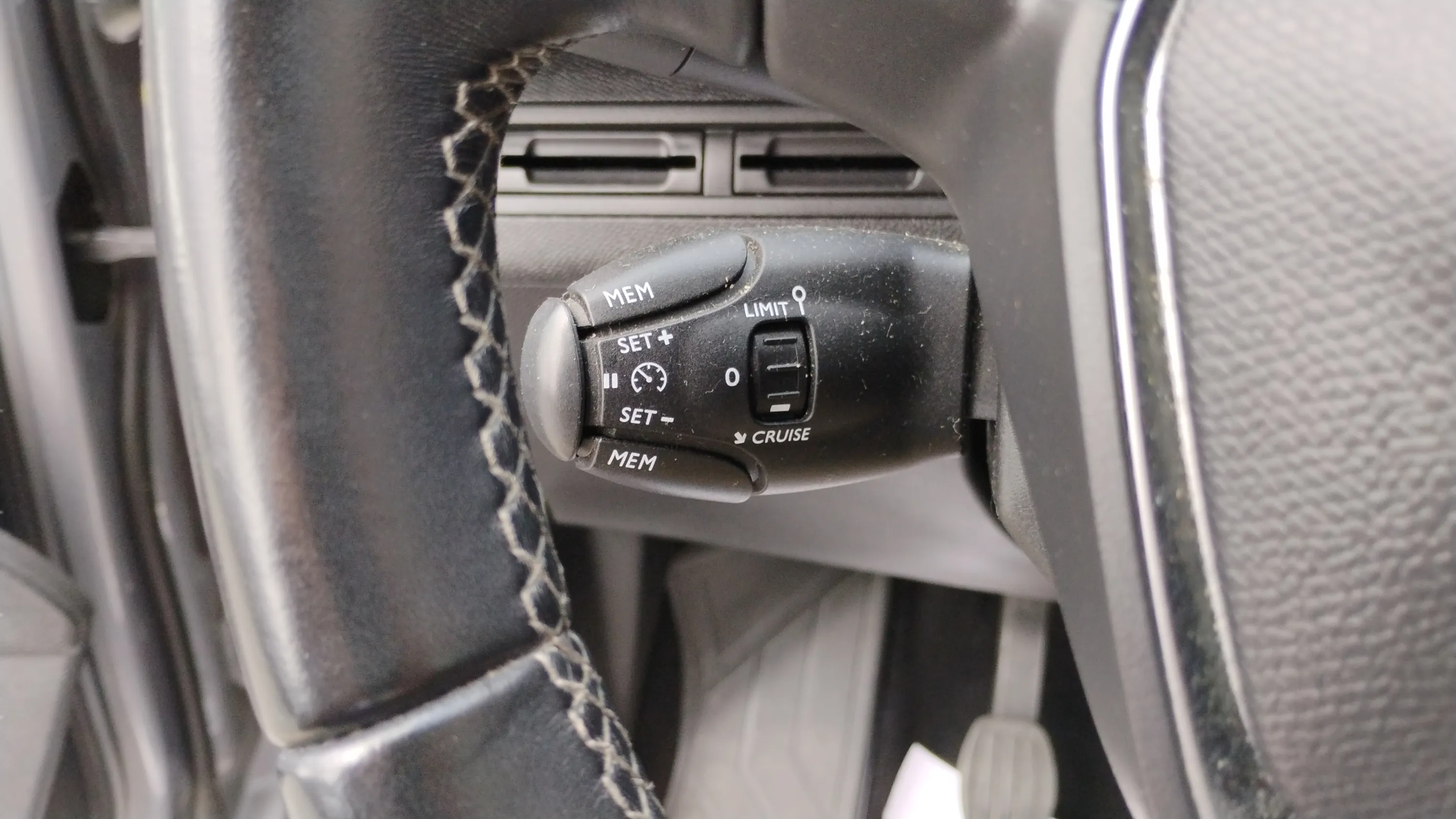 Peugeot 5008 Active 1.2L PureTech - foto 16
