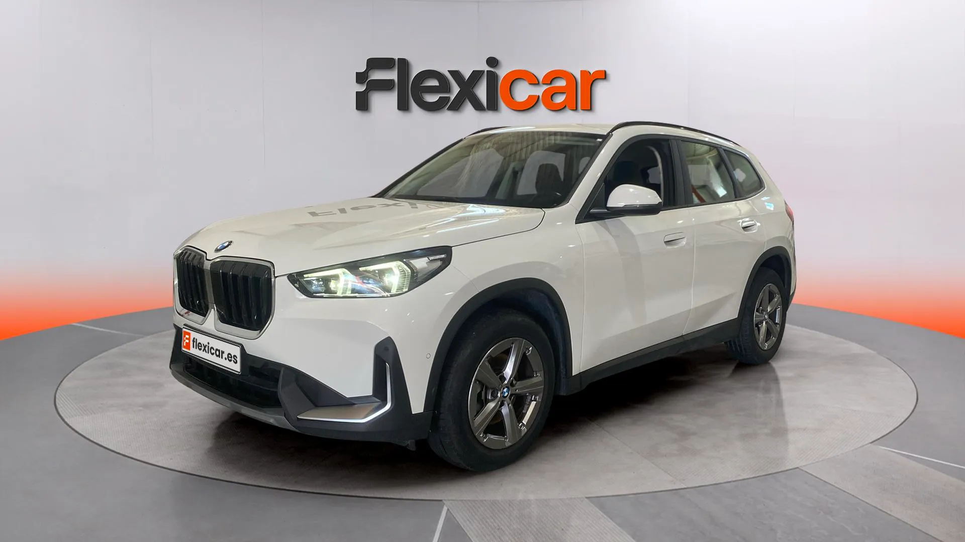 BMW X1 sDrive18i - foto 4