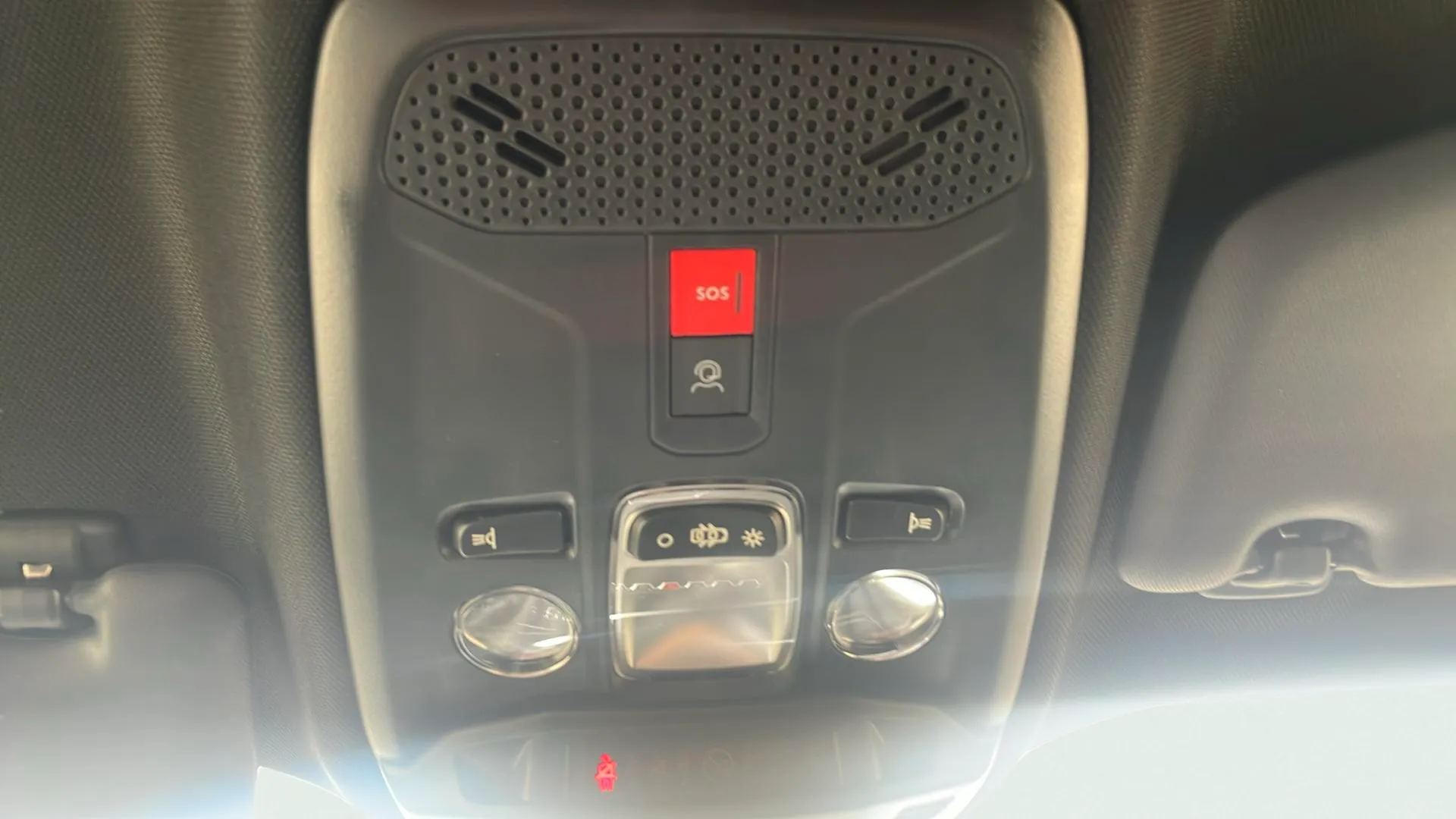 Peugeot 2008 Allure Gasolina 100 - foto 35