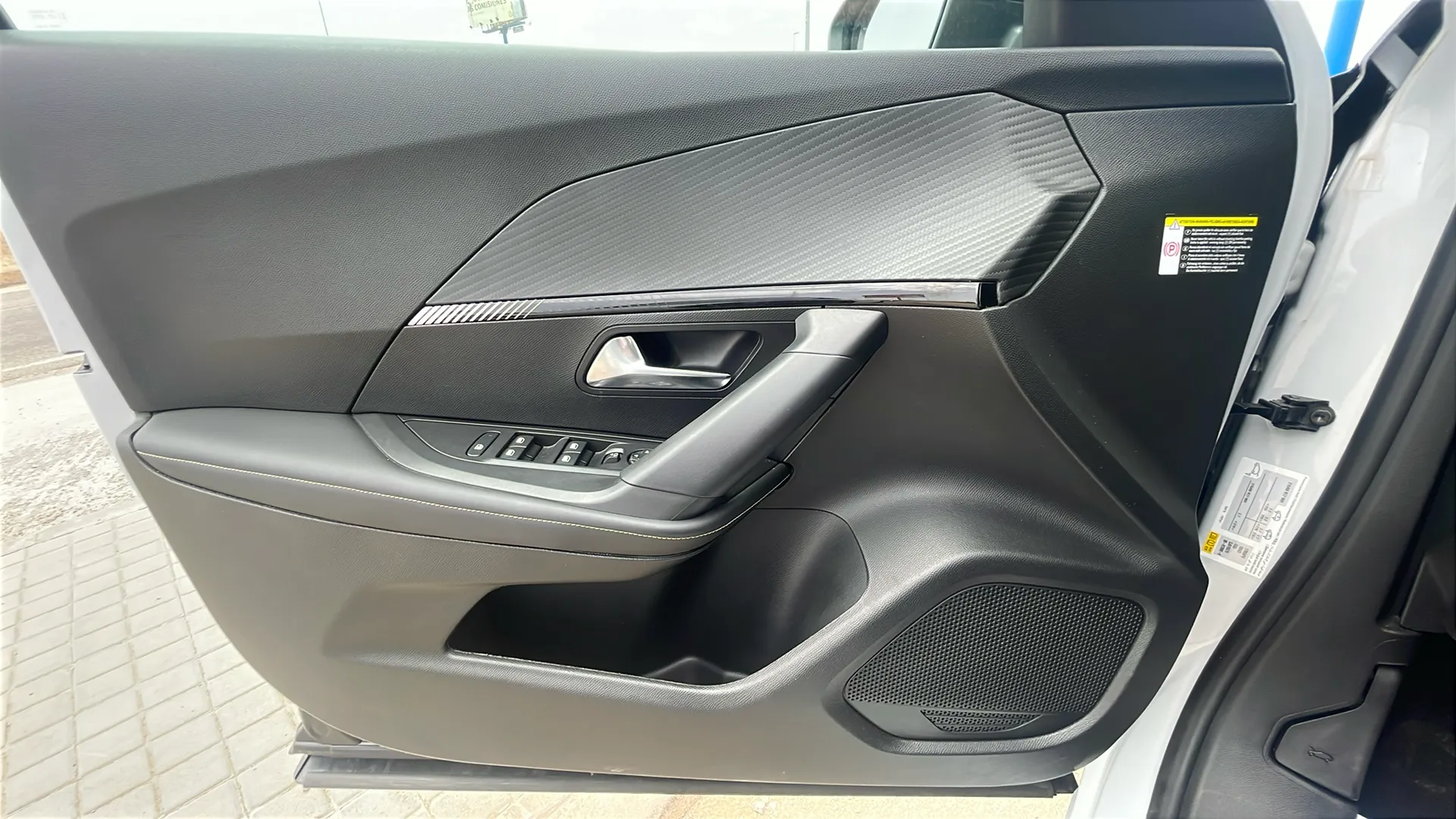 Peugeot 2008 Allure Gasolina 100 - foto 19