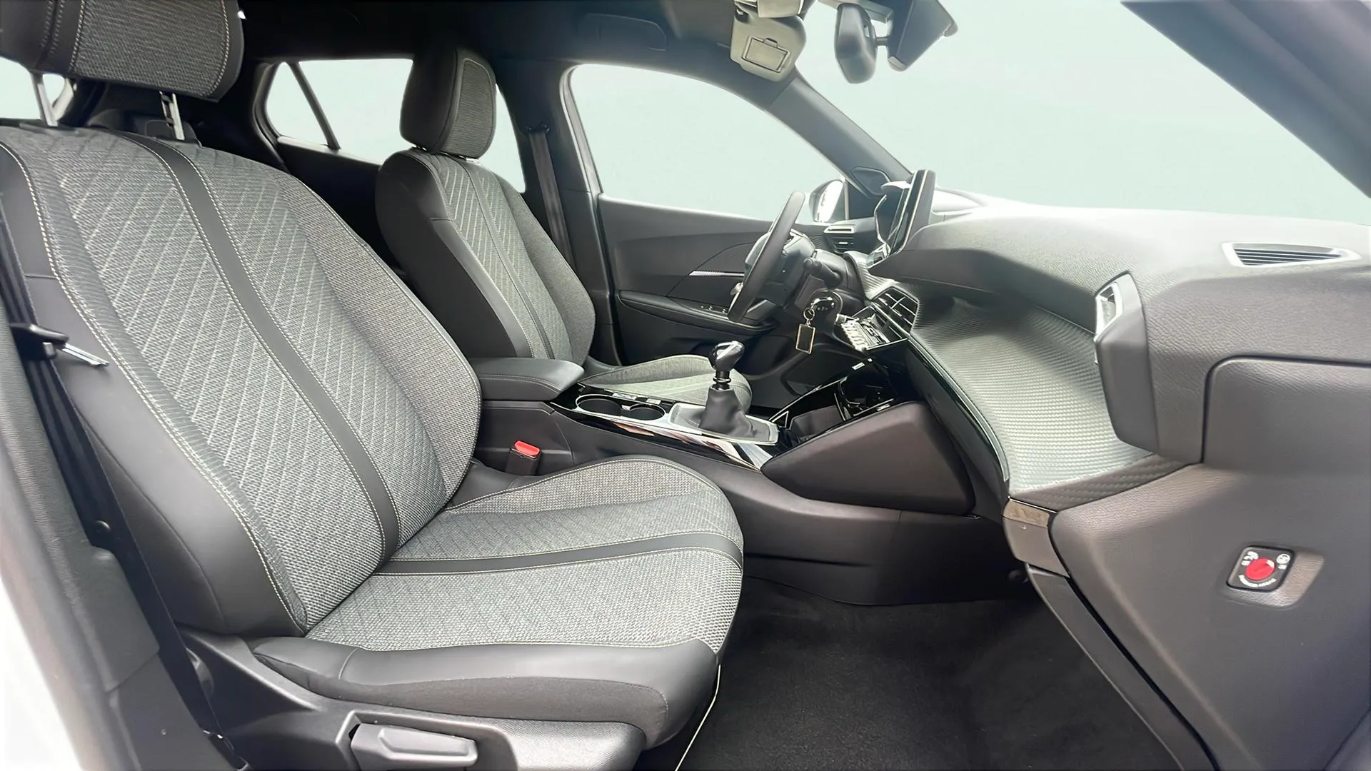 Peugeot 2008 Allure Gasolina 100 - foto 13