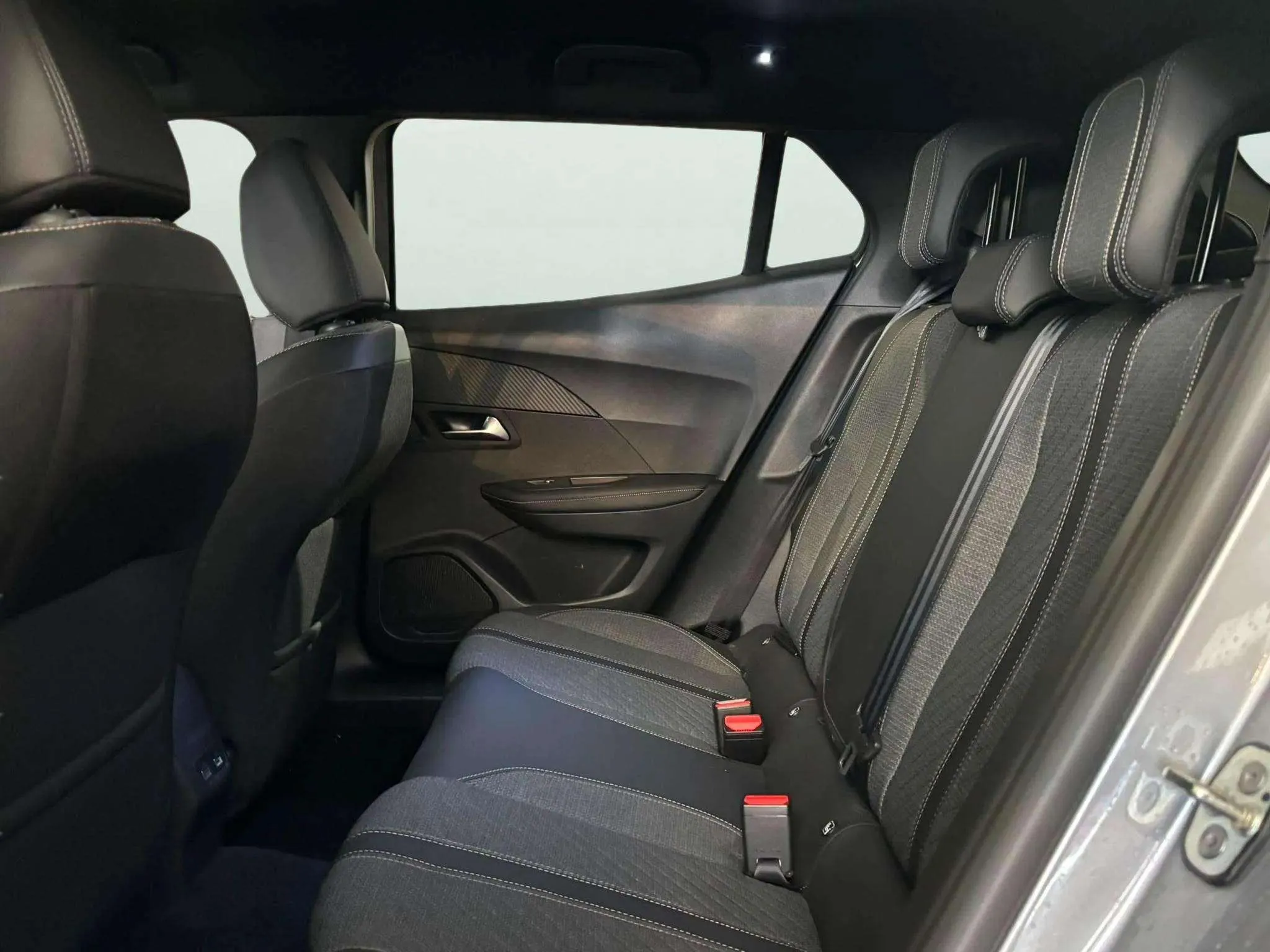 Peugeot 2008 Allure Gasolina 100 - foto 15