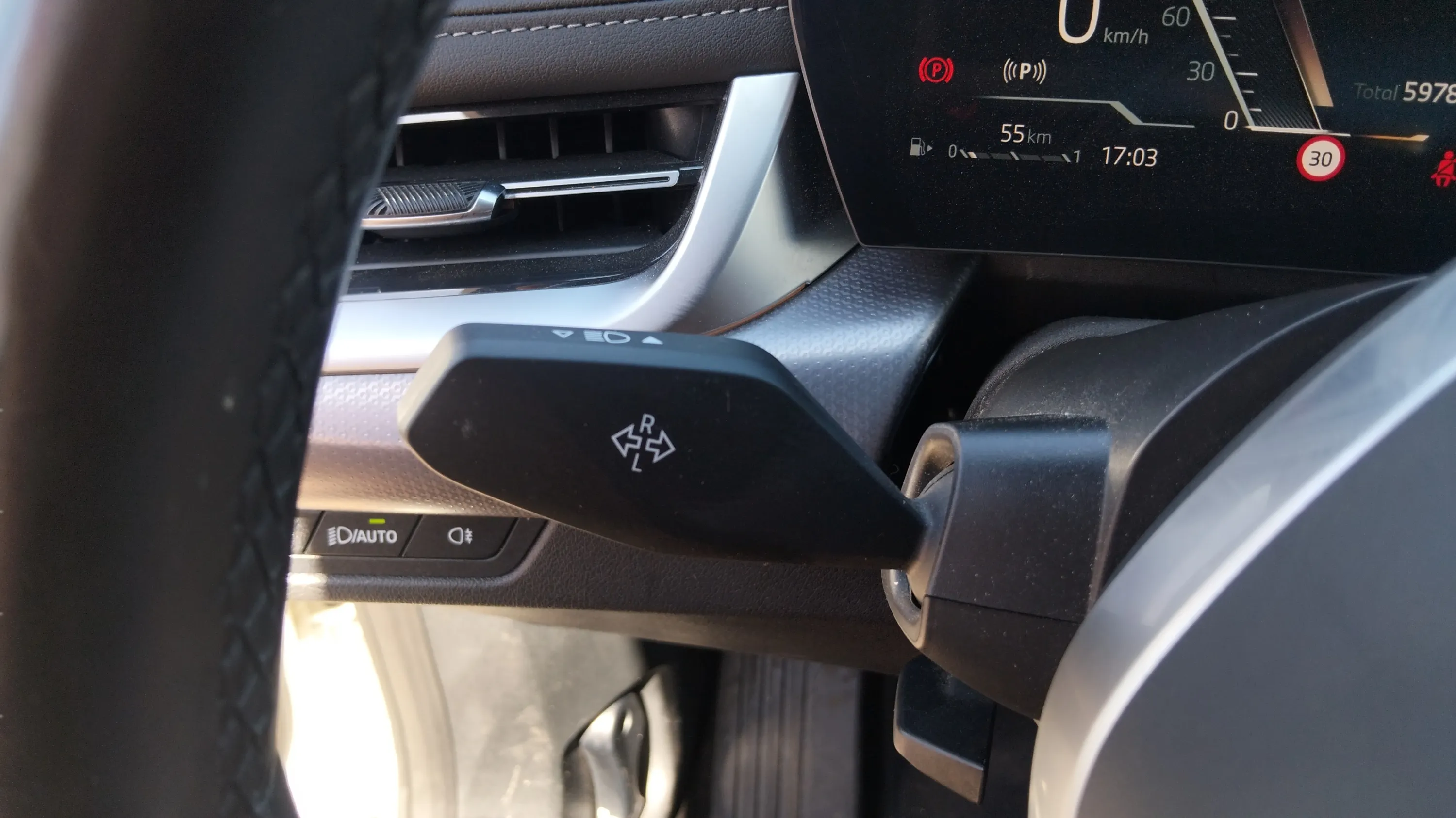 BMW Serie 2 Active Tourer 218i - foto 25