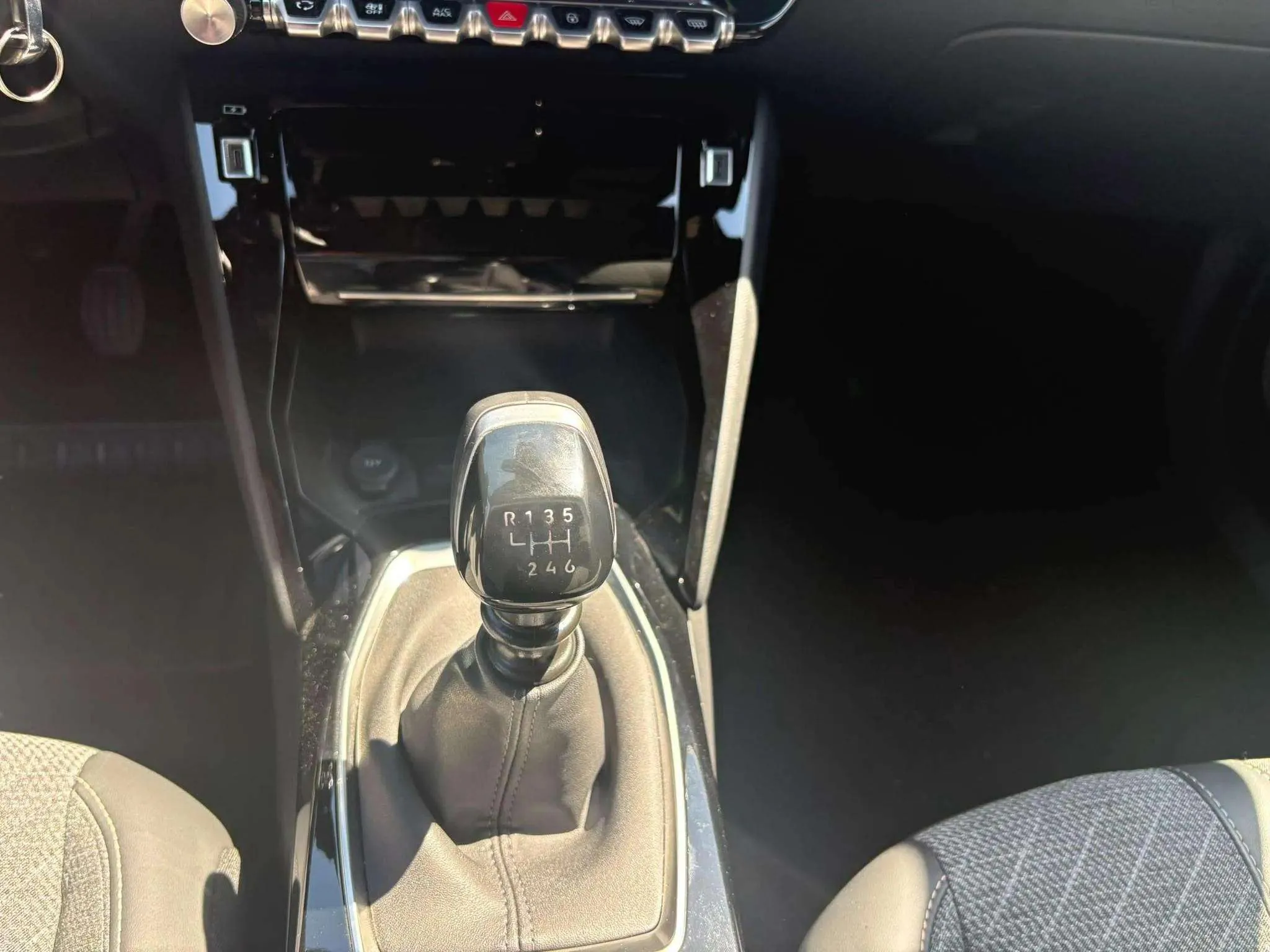 Peugeot 2008 Allure Gasolina 100 - foto 10