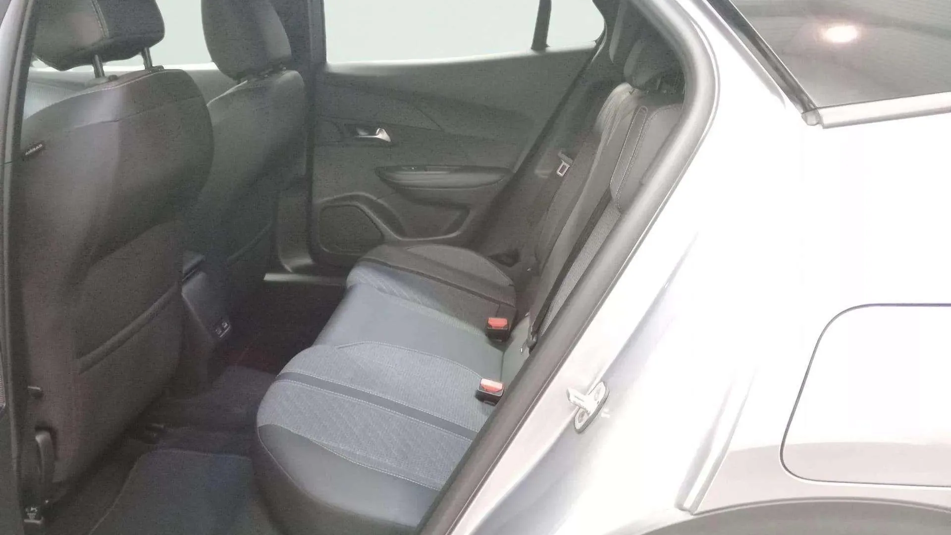 Peugeot 2008 Allure Gasolina 100 - foto 12