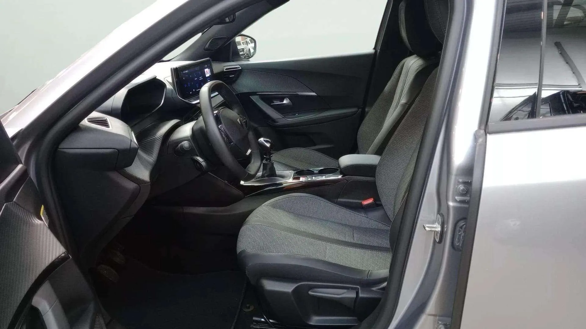 Peugeot 2008 Allure Gasolina 100 - foto 8