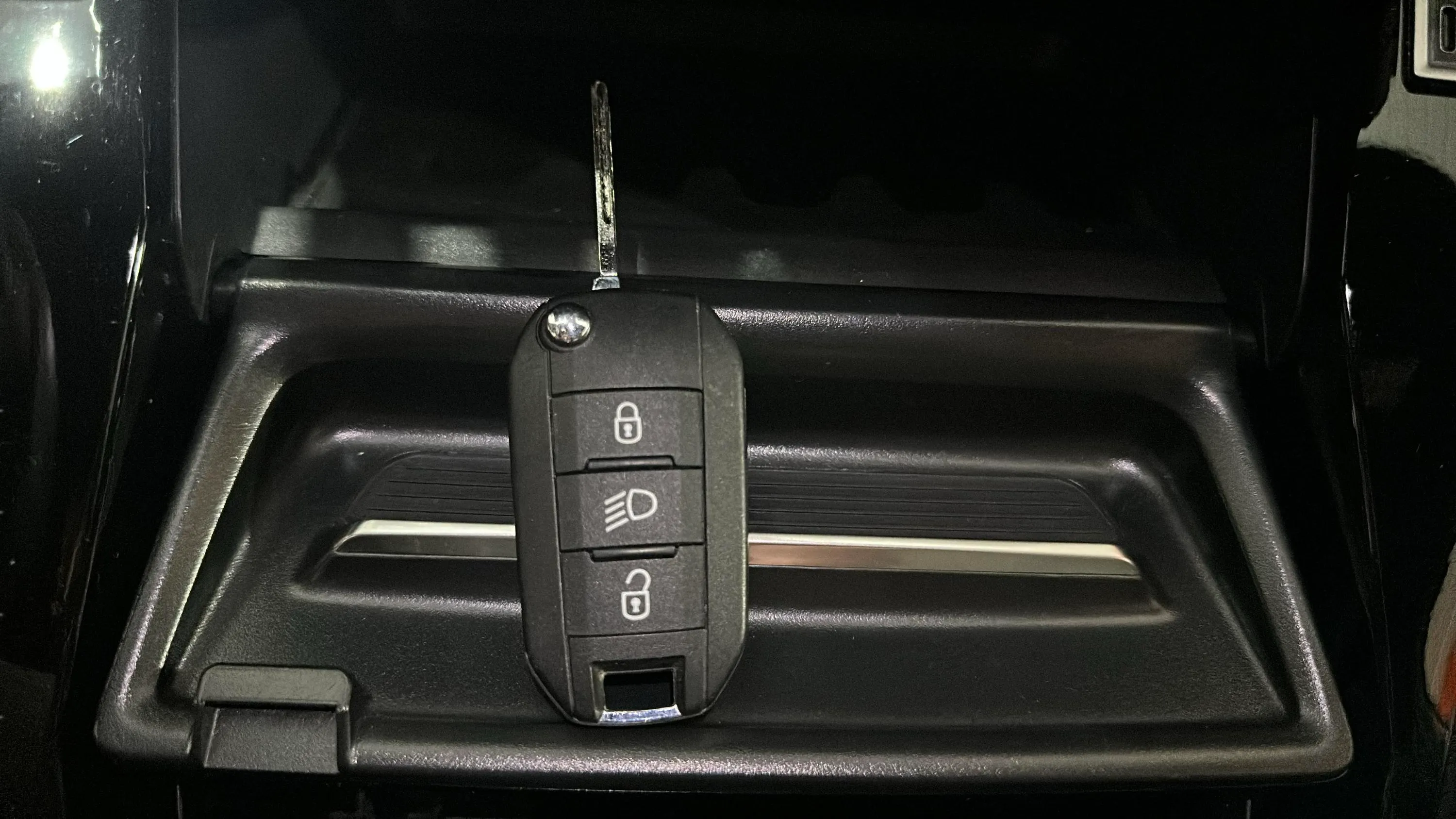 Peugeot 2008 Allure Gasolina 100 - foto 17