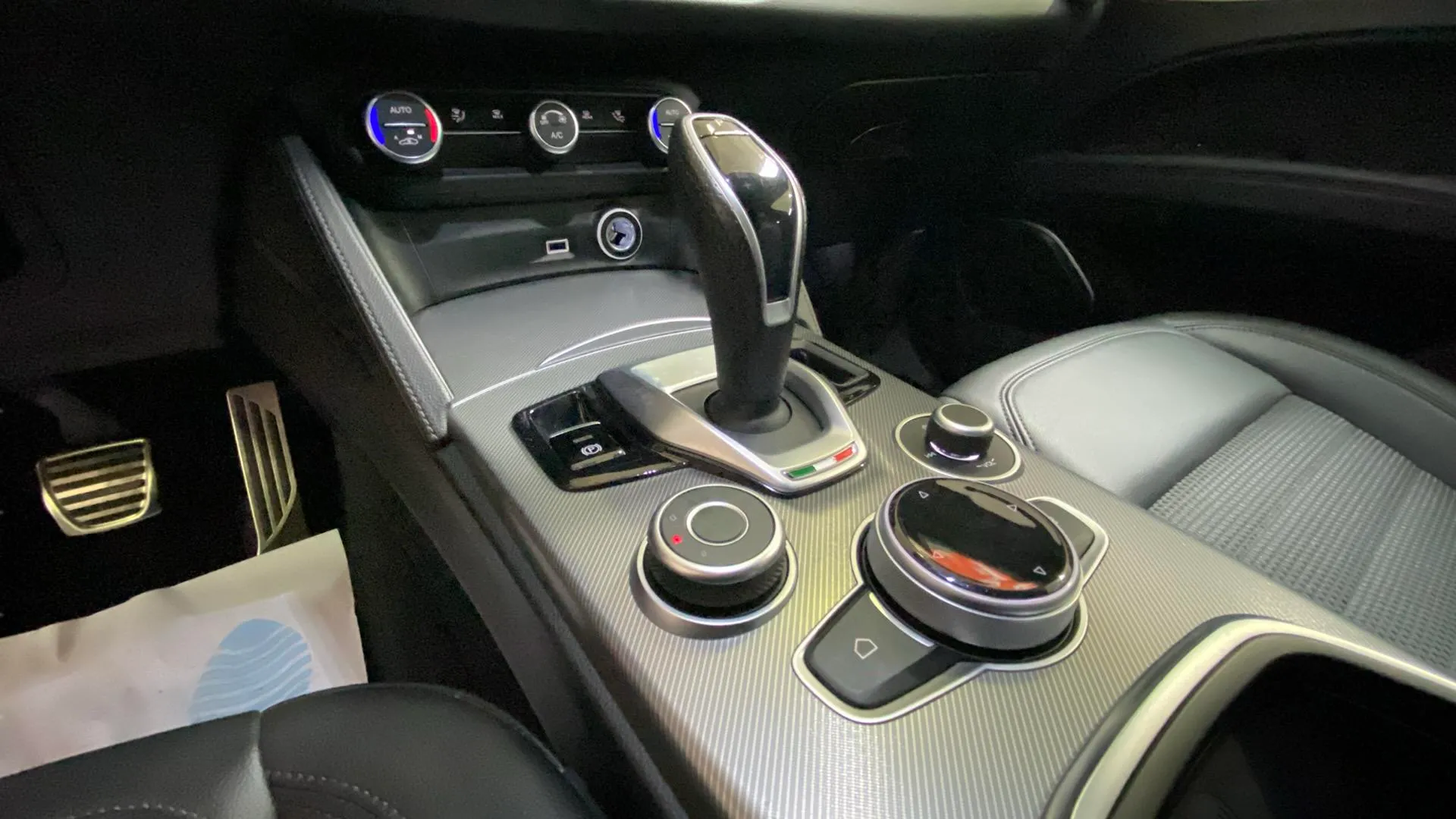 Alfa Romeo Stelvio 2.2 Diésel Veloce RWD - foto 21