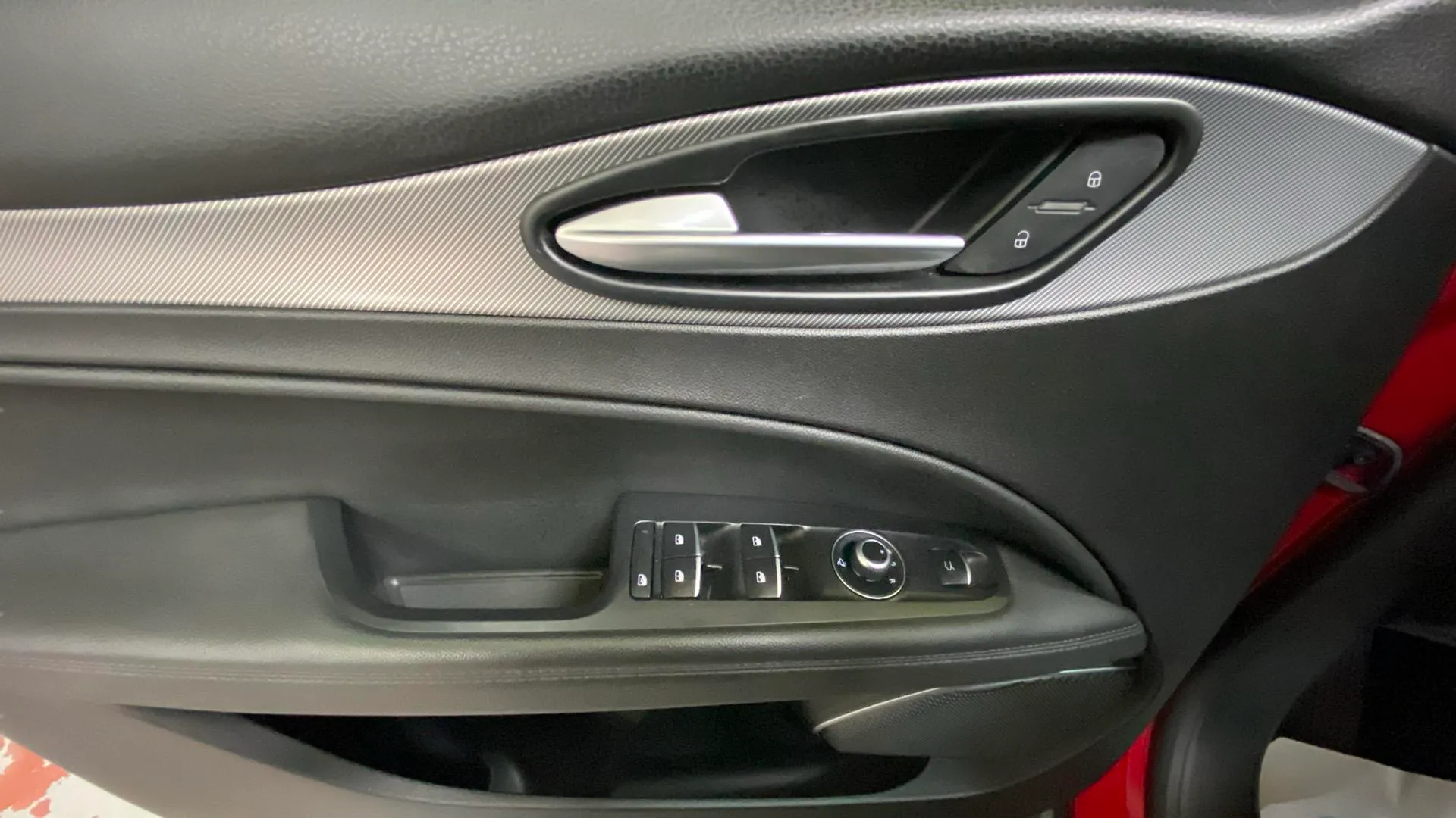 Alfa Romeo Stelvio 2.2 Diésel Veloce RWD - foto 11