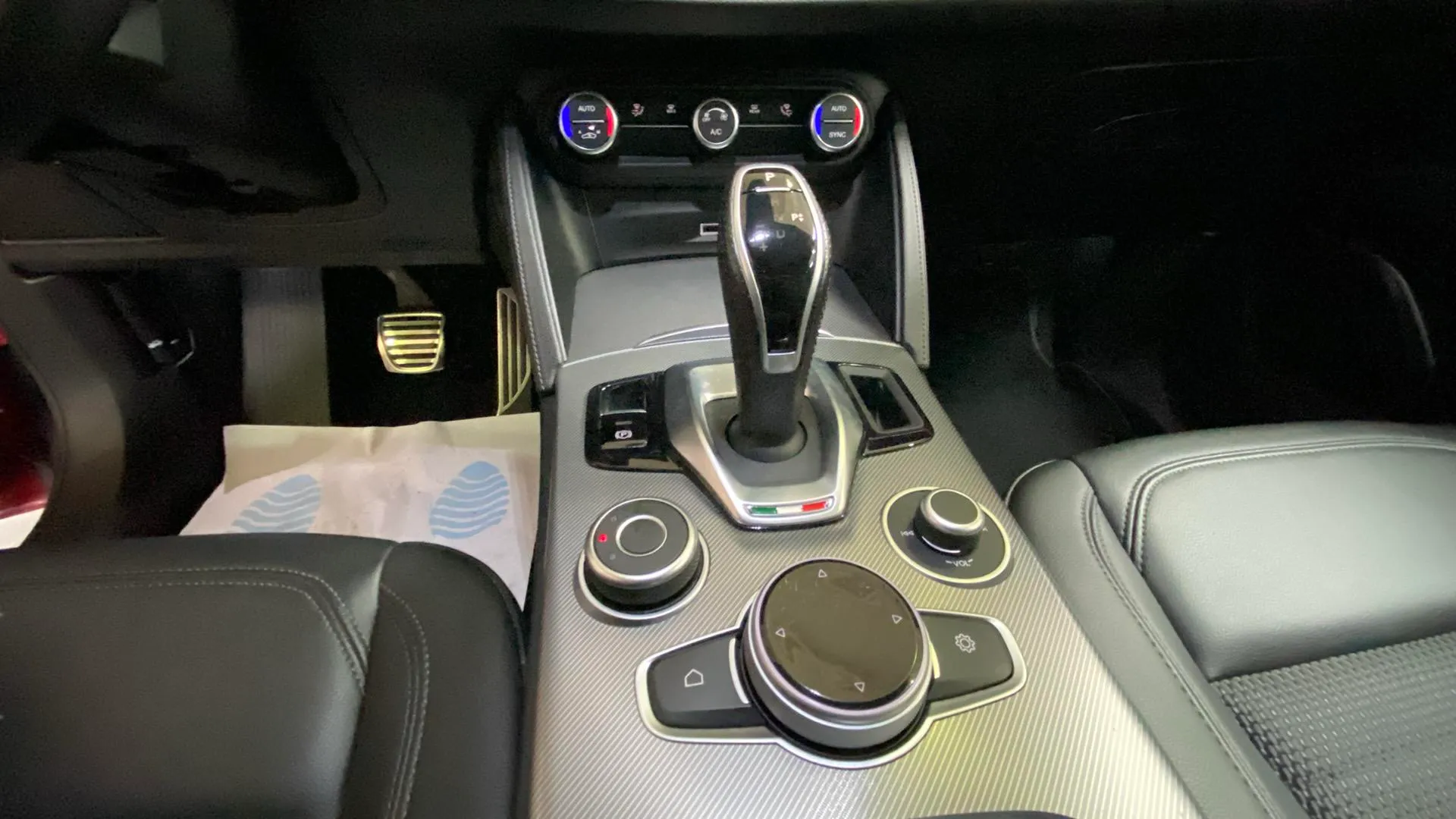Alfa Romeo Stelvio 2.2 Diésel Veloce RWD - foto 20