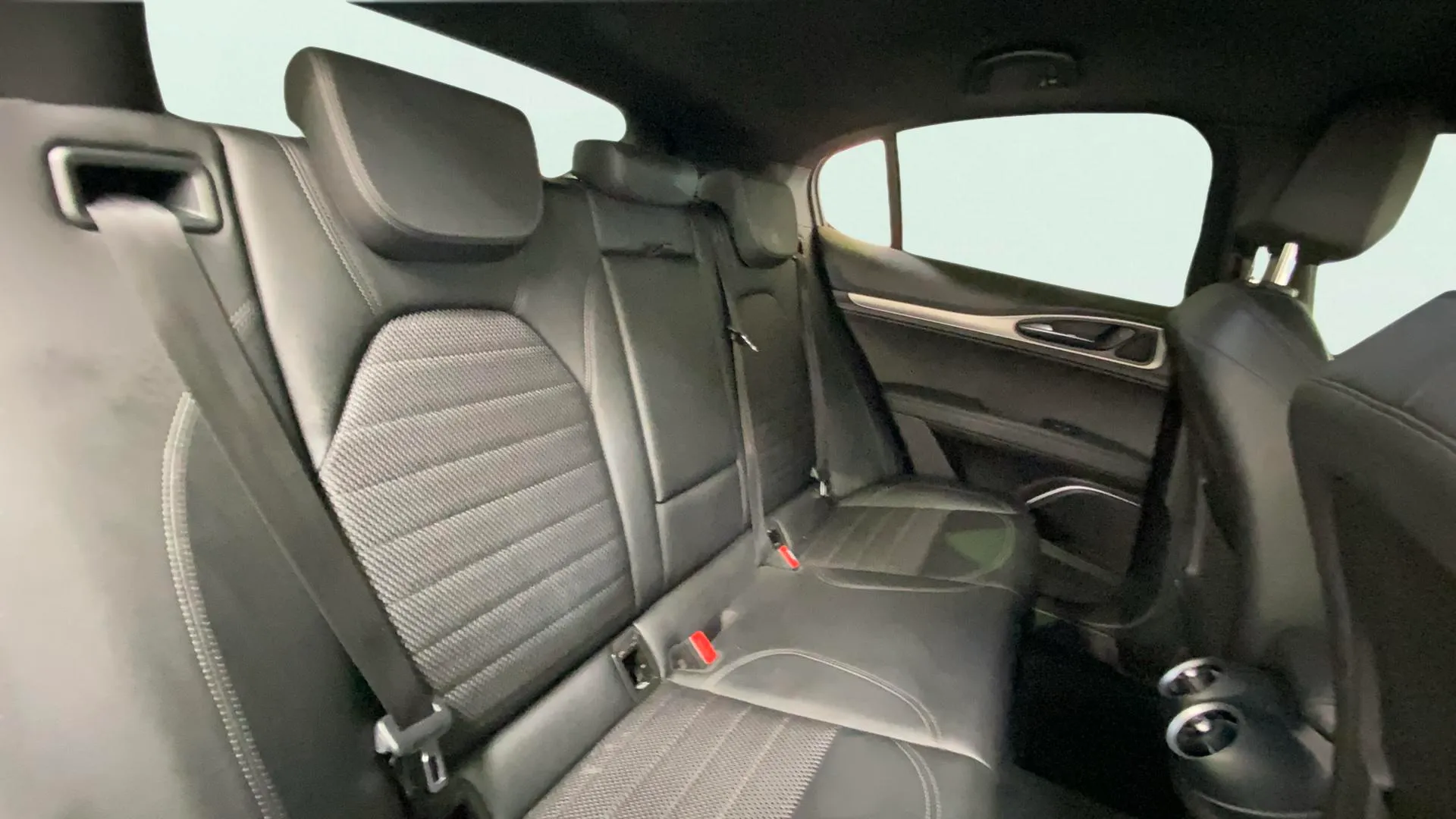 Alfa Romeo Stelvio 2.2 Diésel Veloce RWD - foto 24
