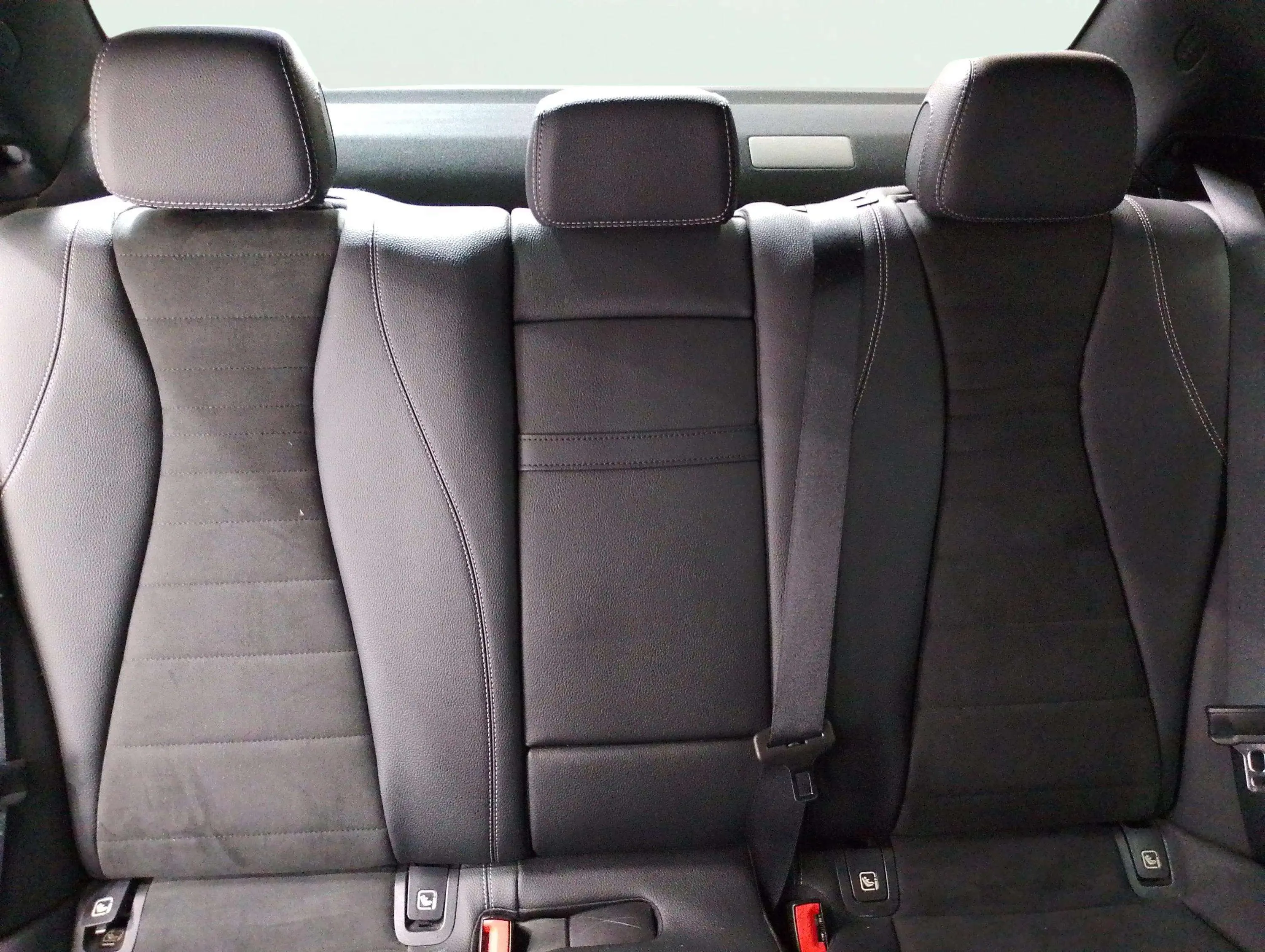 Mercedes-Benz Clase E E 220 d - foto 21