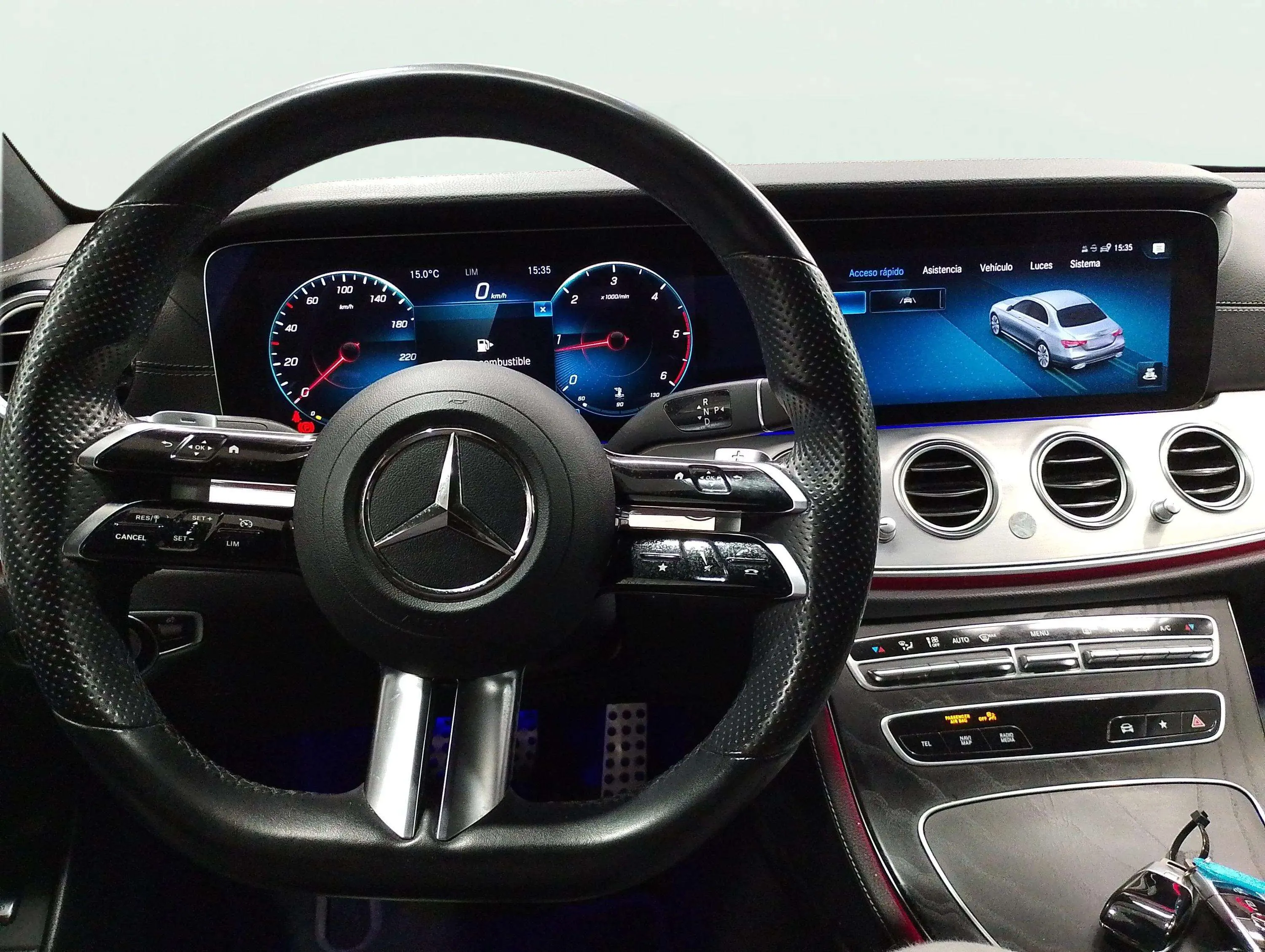 Mercedes-Benz Clase E E 220 d - foto 17