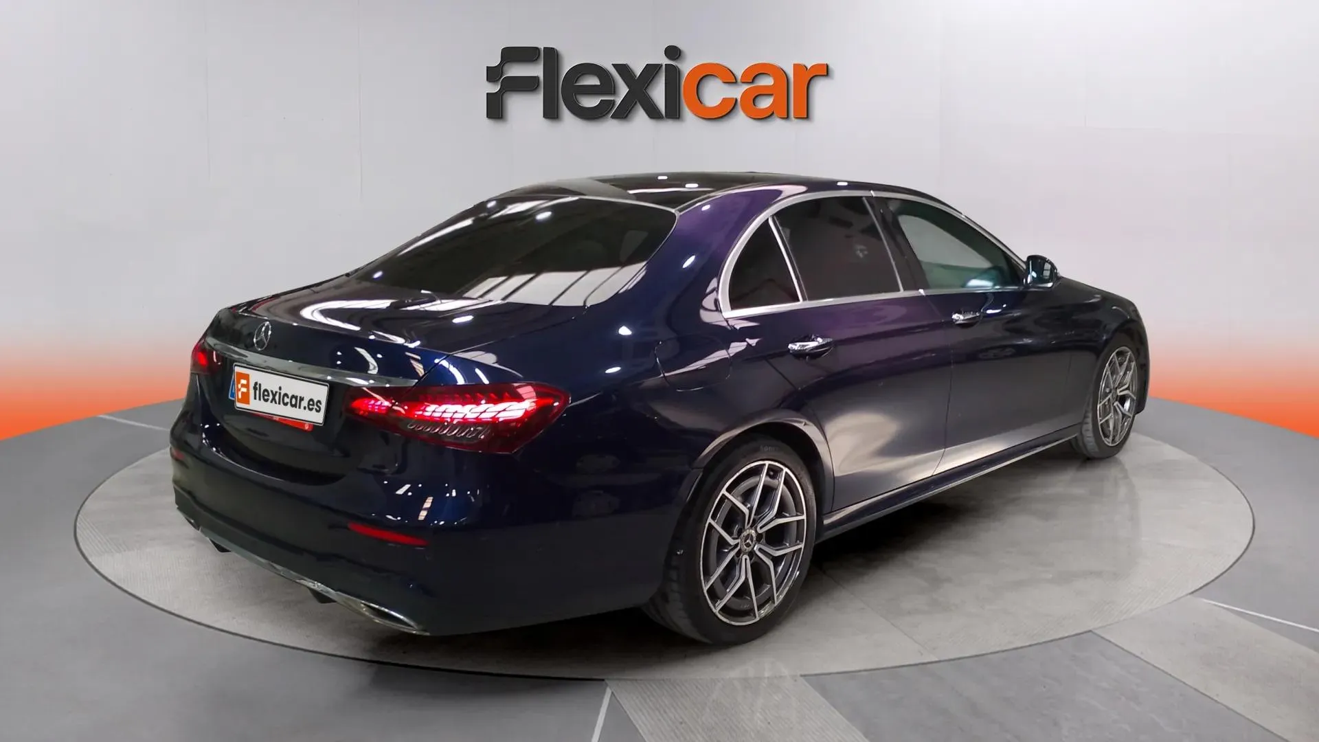 Mercedes-Benz Clase E E 220 d - foto 4