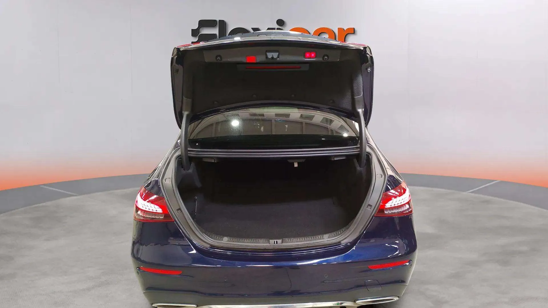 Mercedes-Benz Clase E E 220 d - foto 16