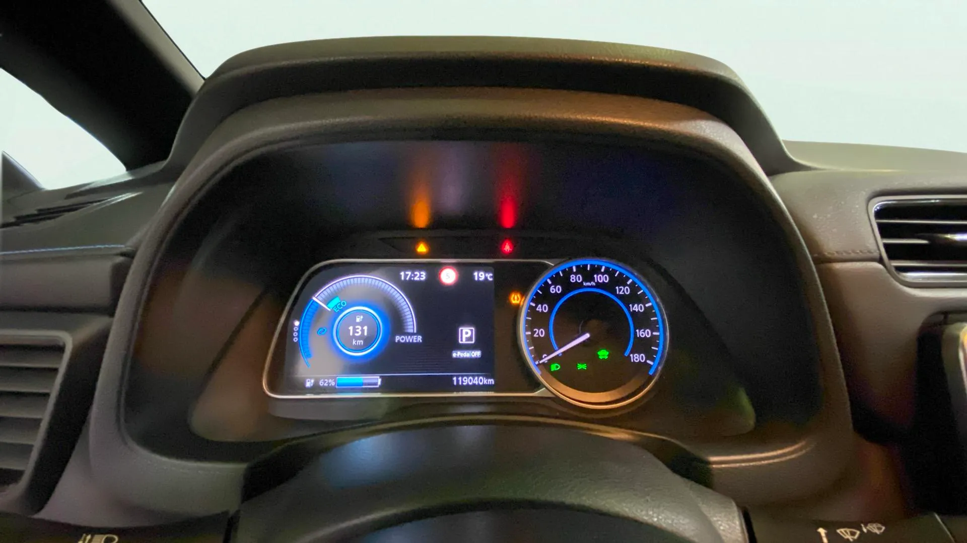 Nissan Leaf 40kWh Acenta - foto 16