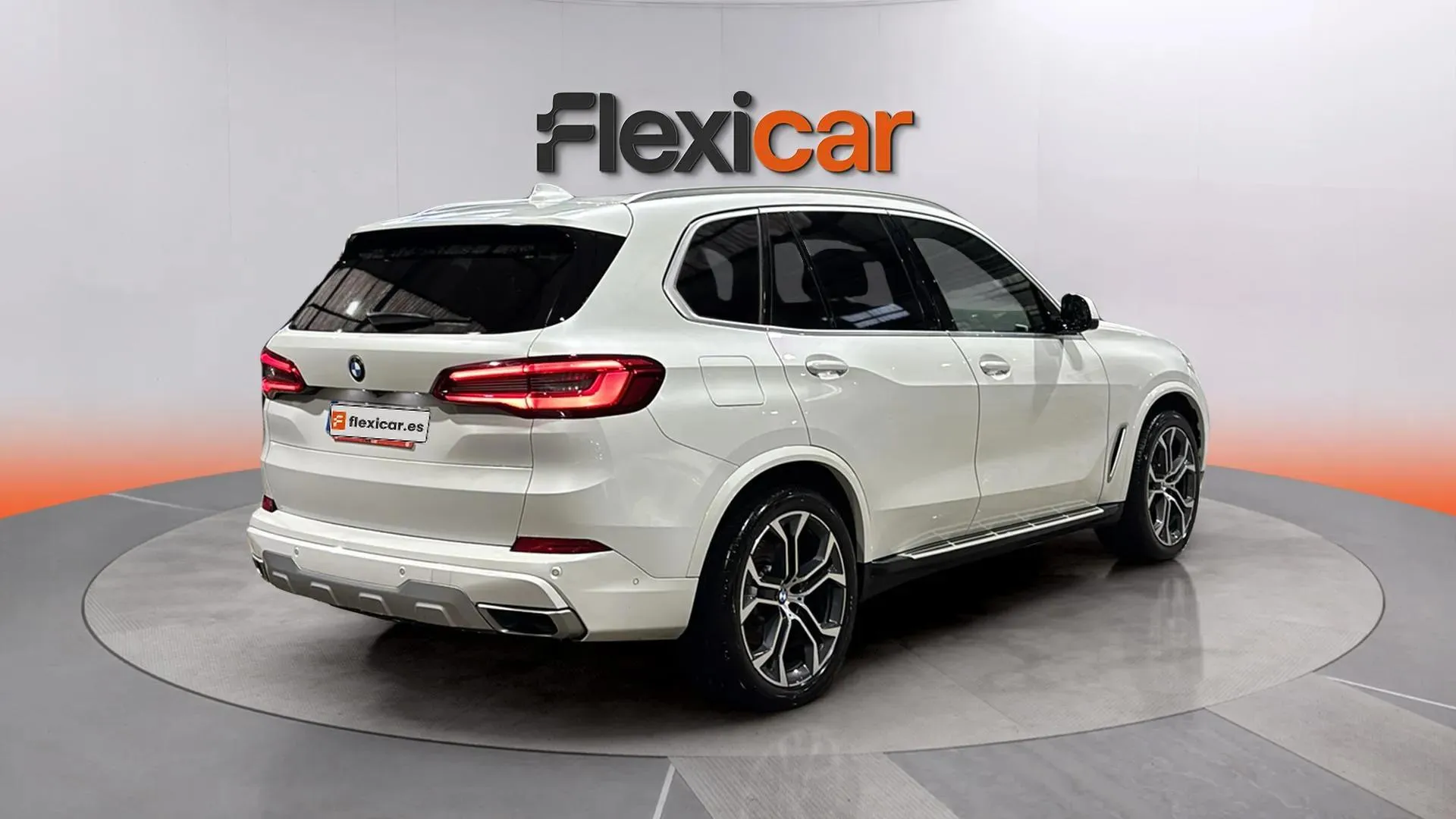 BMW X5 xDrive30d - foto 6
