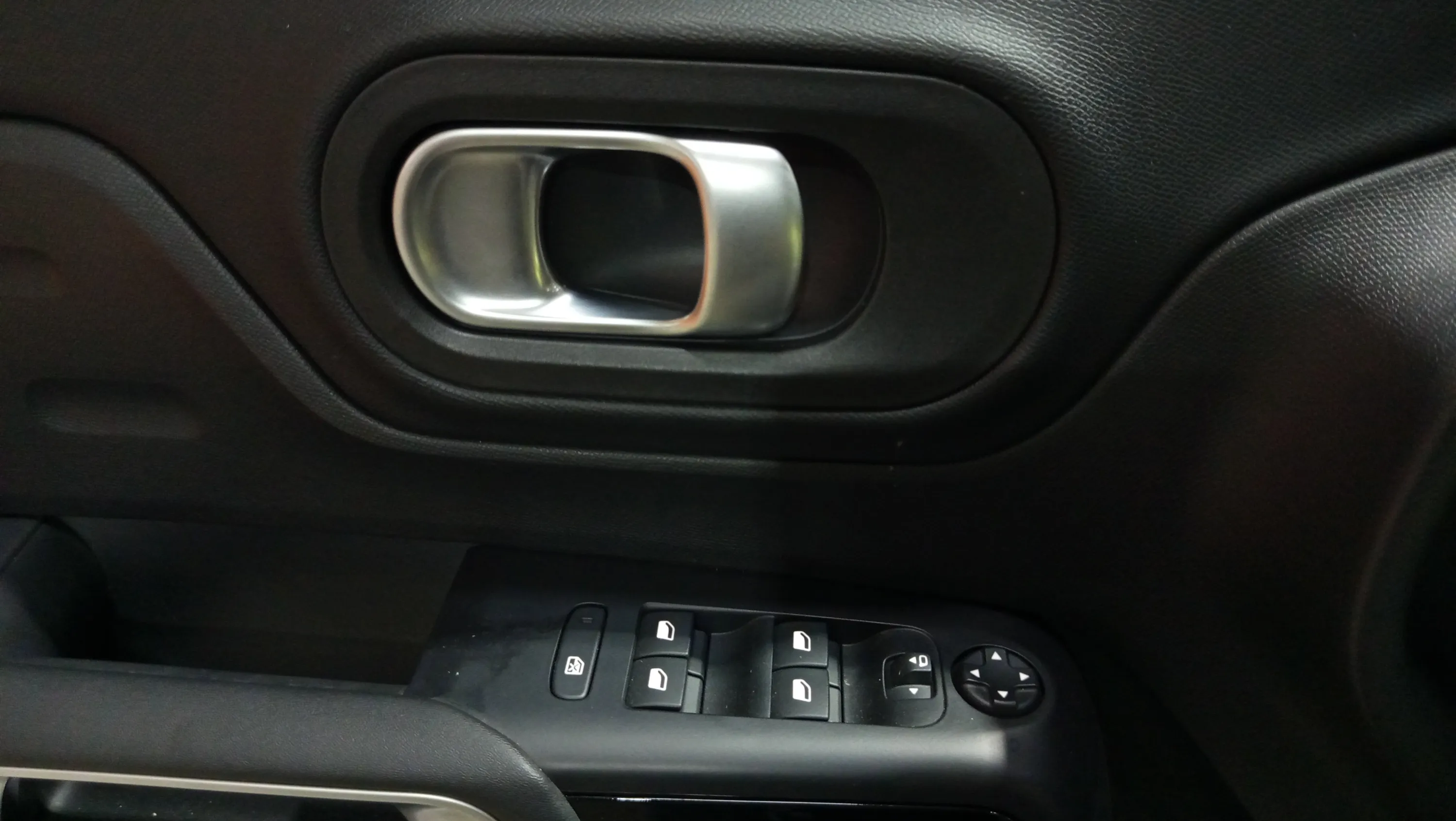 Citroën C5 Aircross Hybrid e-DCS6 Max - foto 21