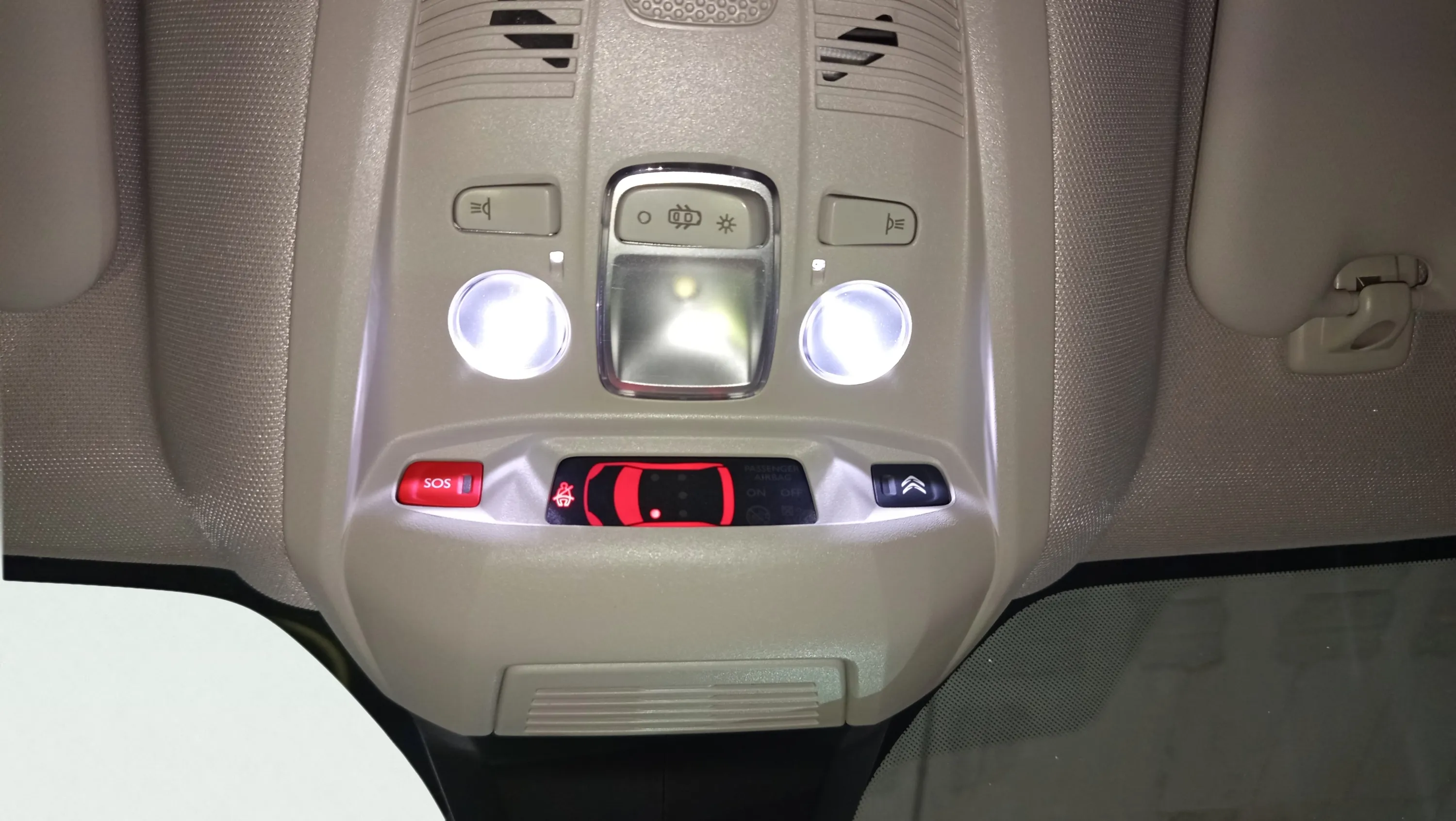 Citroën C5 Aircross Hybrid e-DCS6 Max - foto 26
