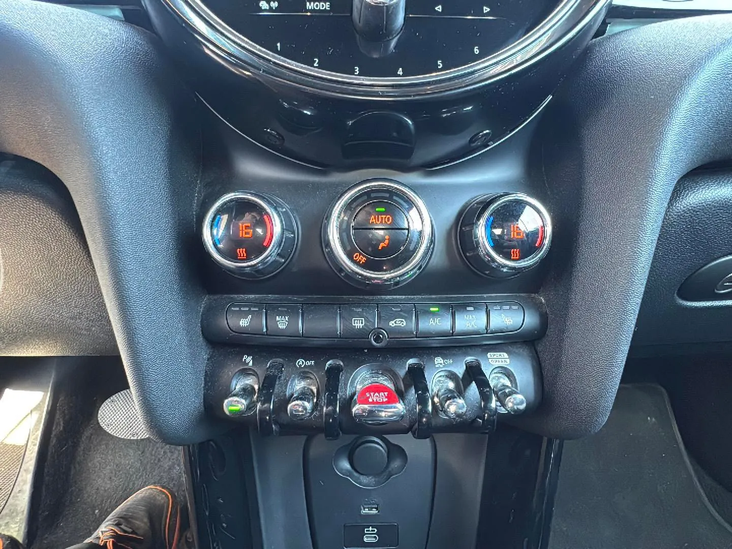 MINI Cooper Cabrio - foto 17