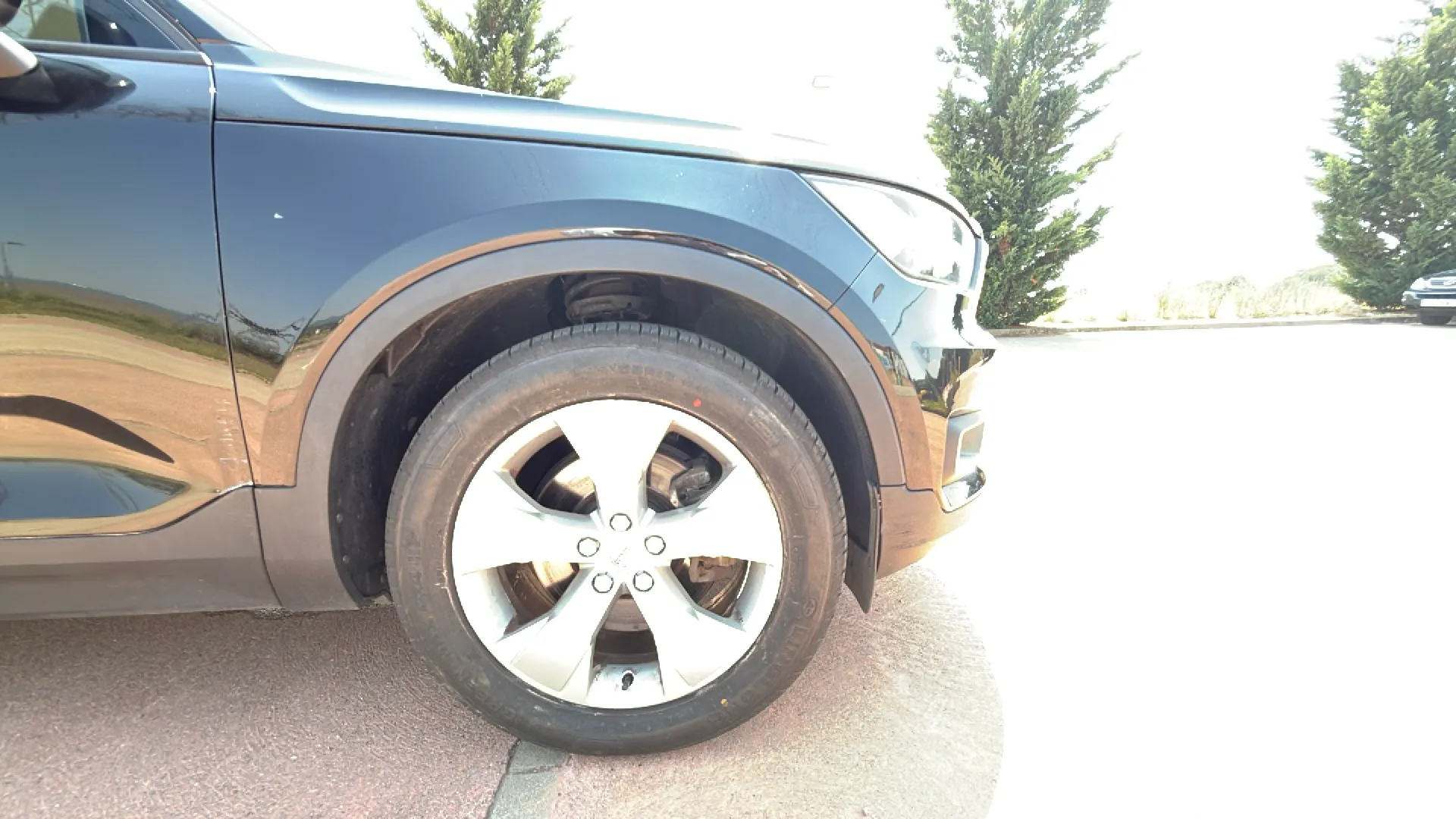 Volvo XC40 2.0 B3 G Momentum Pro - foto 14